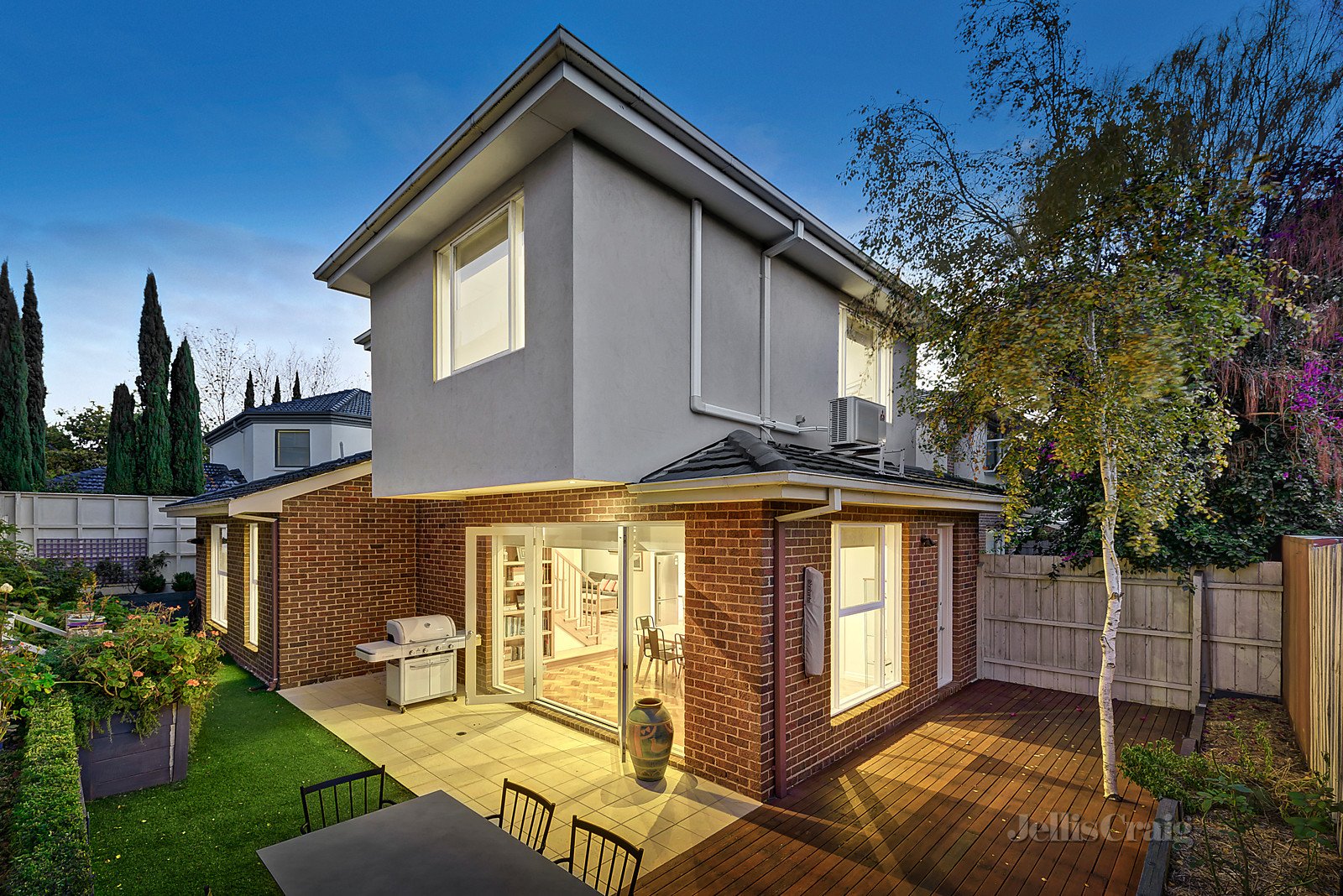 3/900 Burke Road, Canterbury image 1