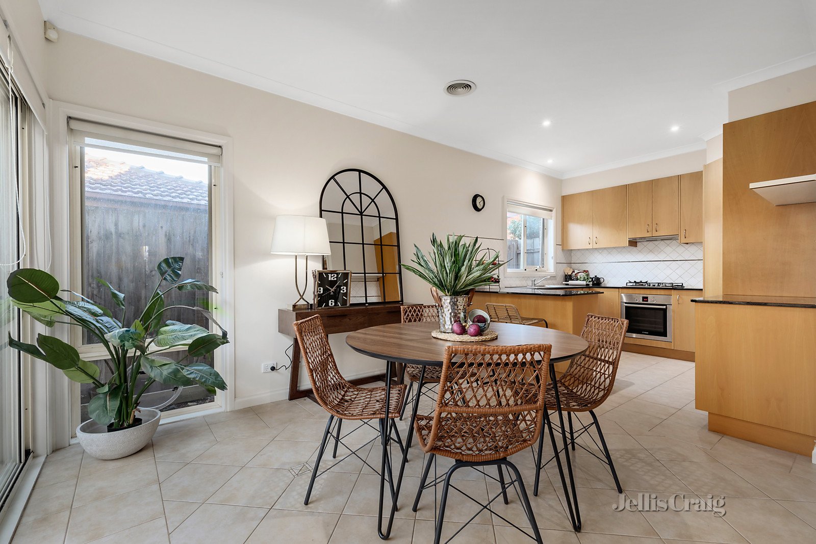 3/91 Oakleigh Road, Carnegie image 3