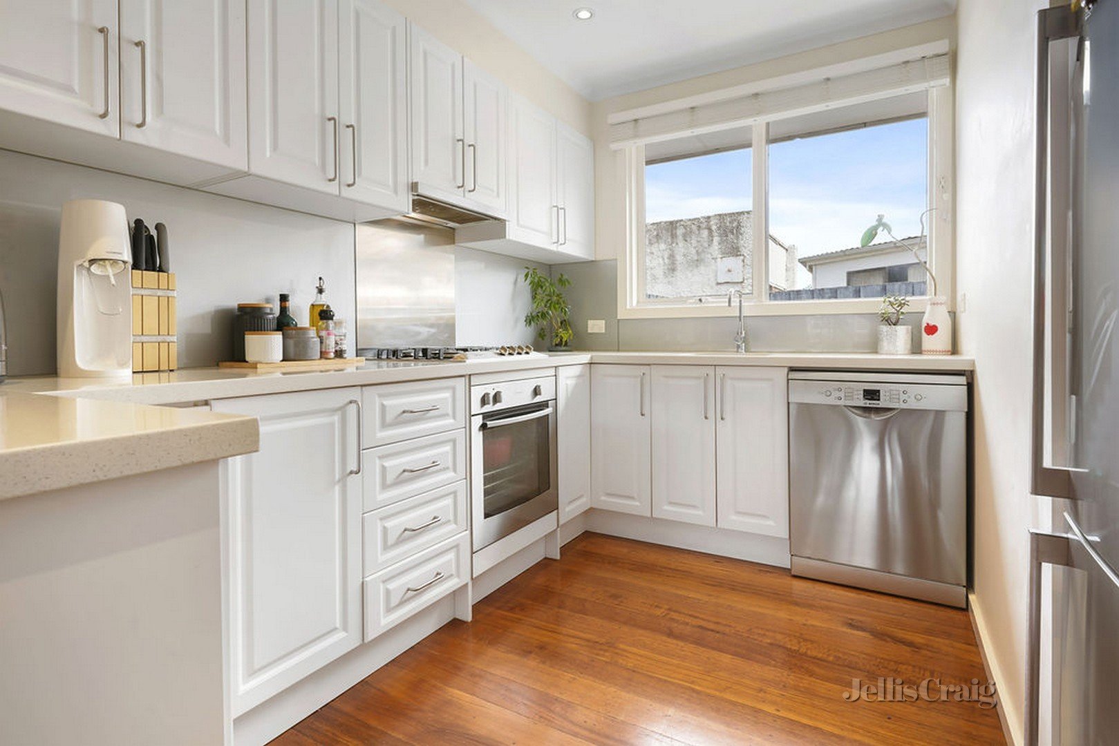 3/92 Warrigal Road, Parkdale image 3