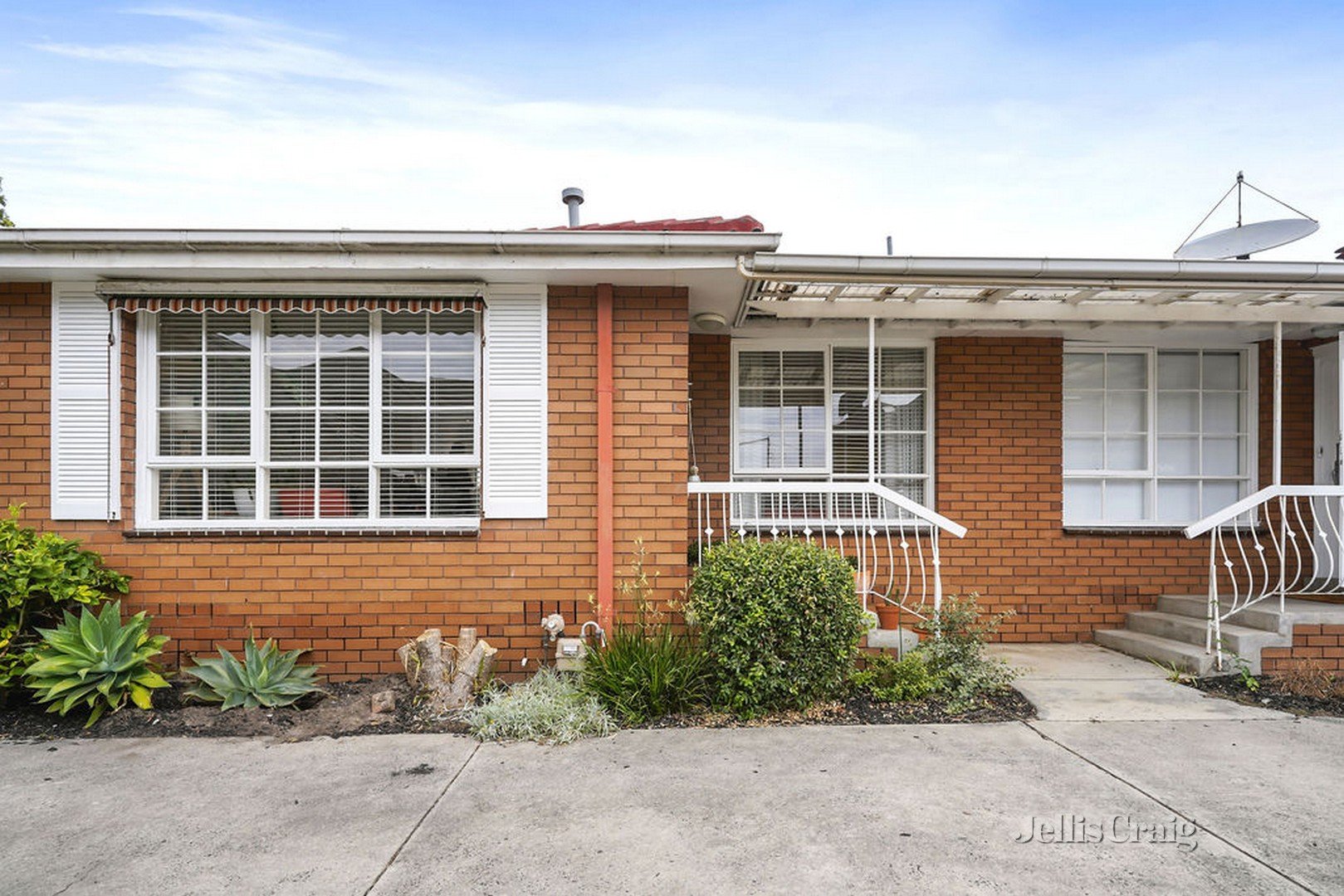 3/92 Warrigal Road, Parkdale image 2
