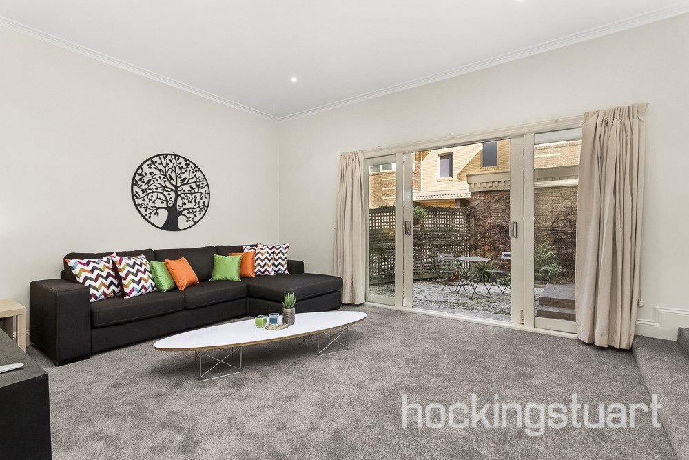 3/926 Canterbury Road, Box Hill South image 2