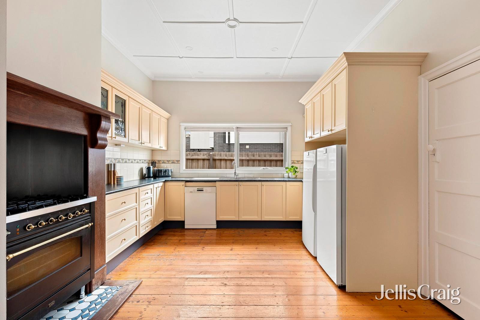 393 Buckley Street, Aberfeldie image 4