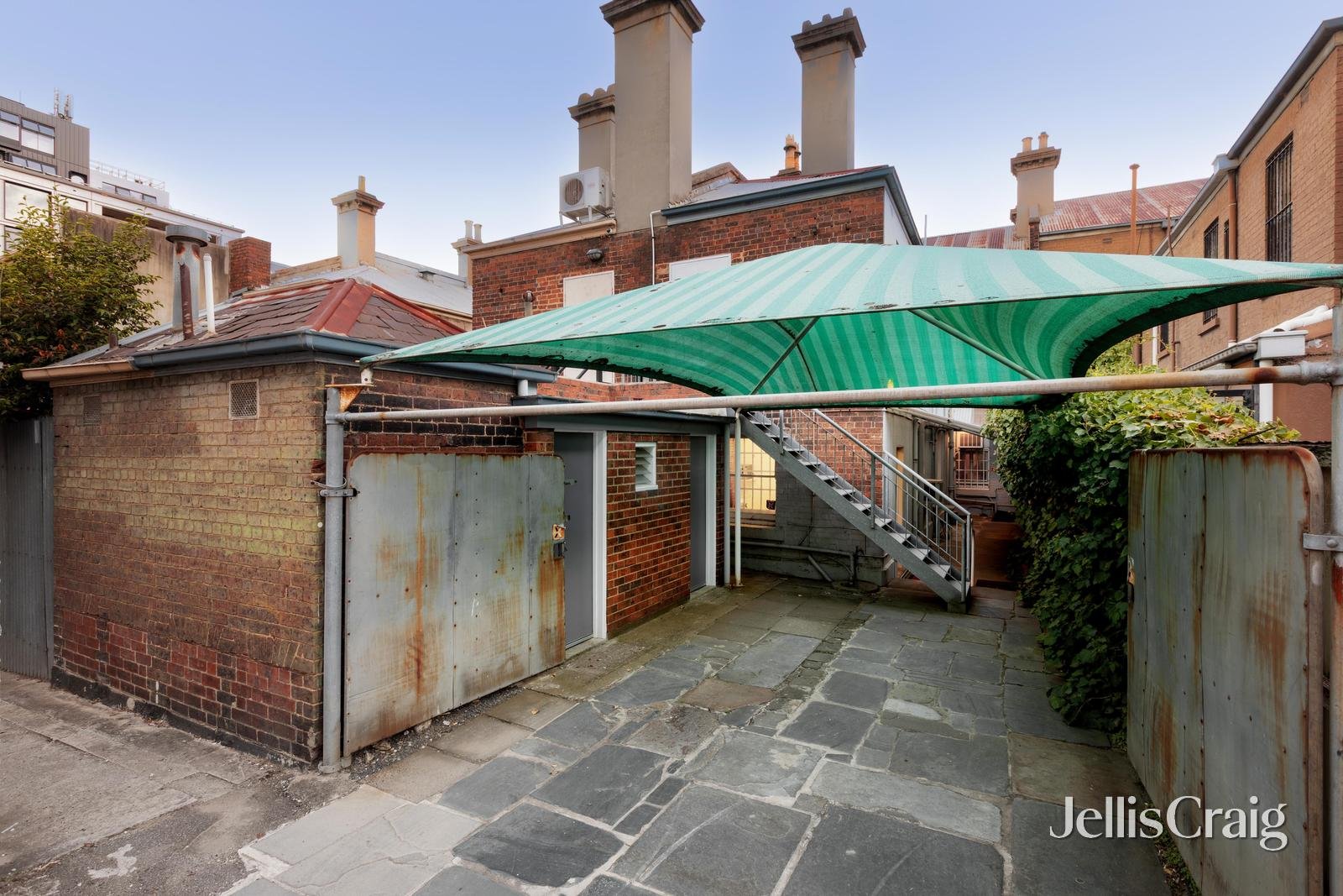 394 Albert Street, East&nbsp;Melbourne image 11