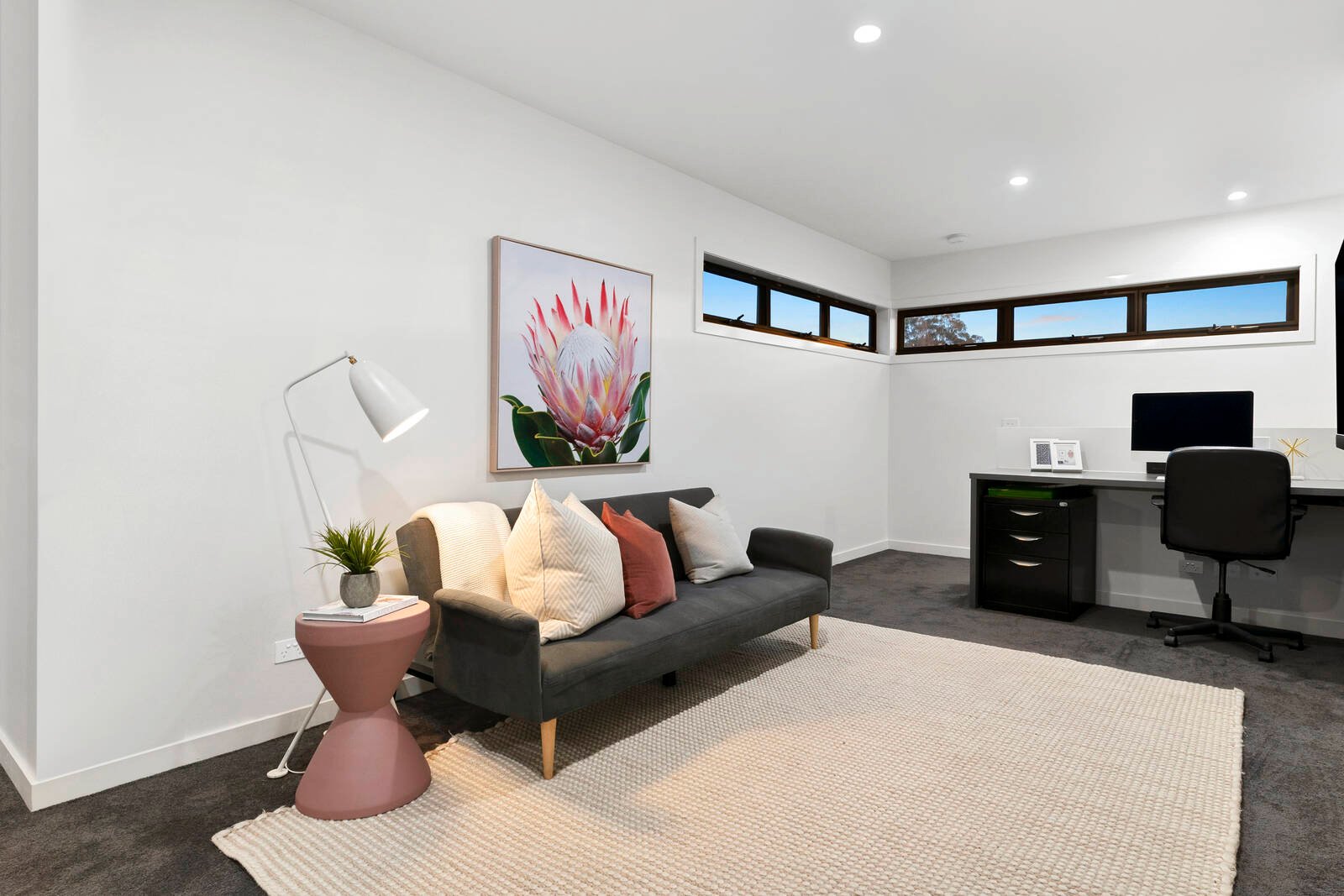 Property Gallery Thumbnail 9