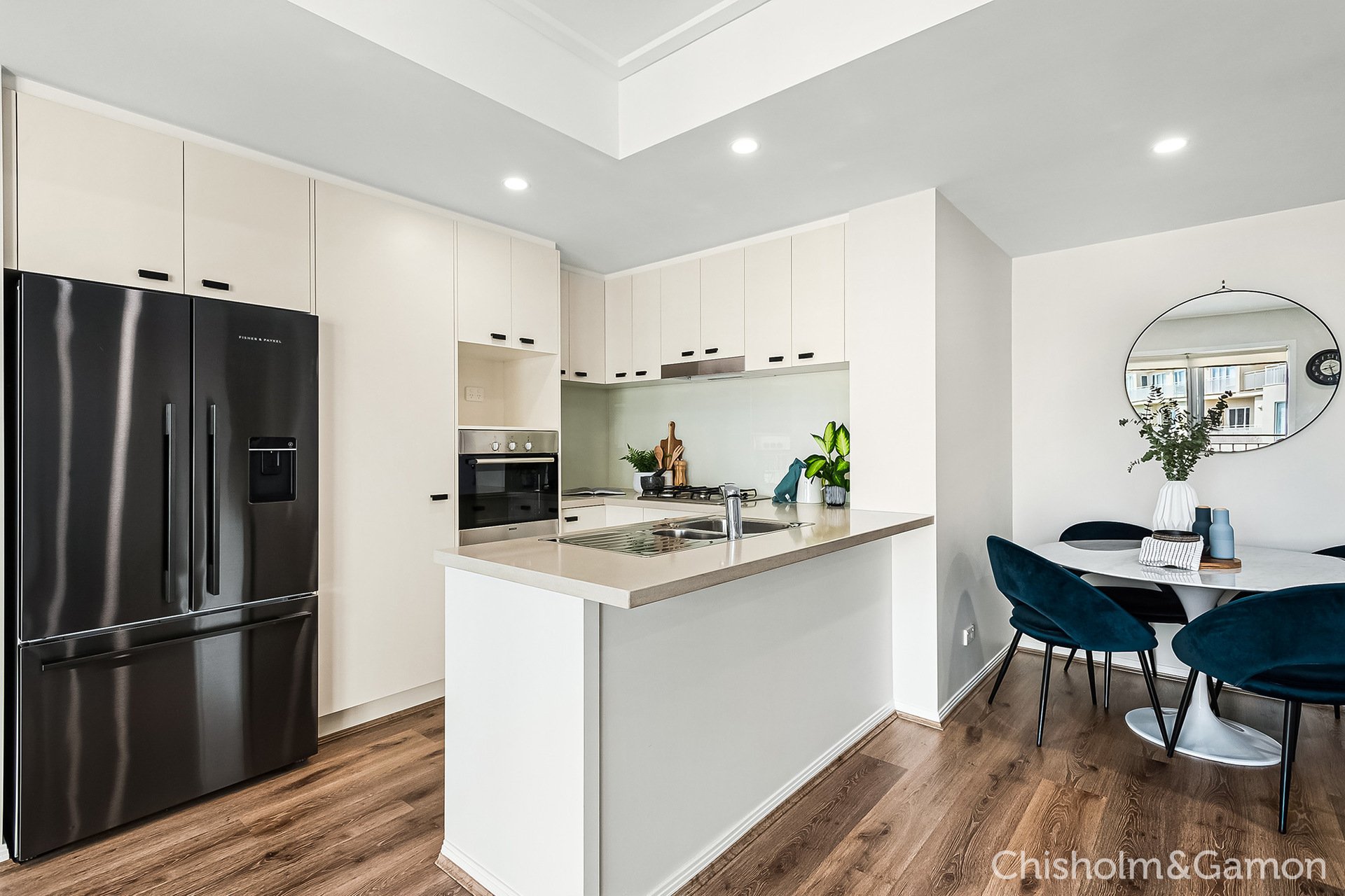 39/4 Seisman Place, Port Melbourne image 8