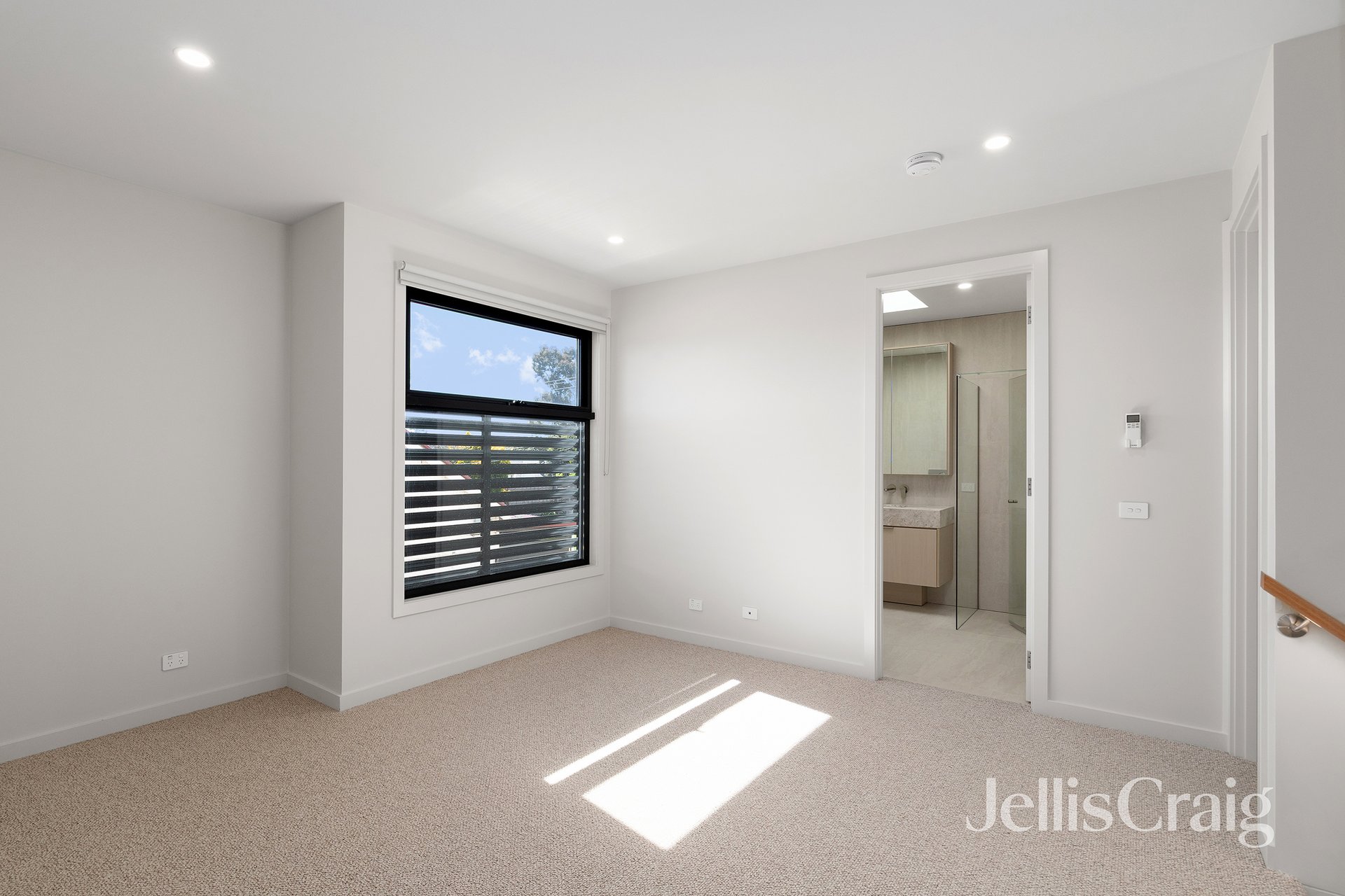 3/95 Bible Street, Eltham image 9