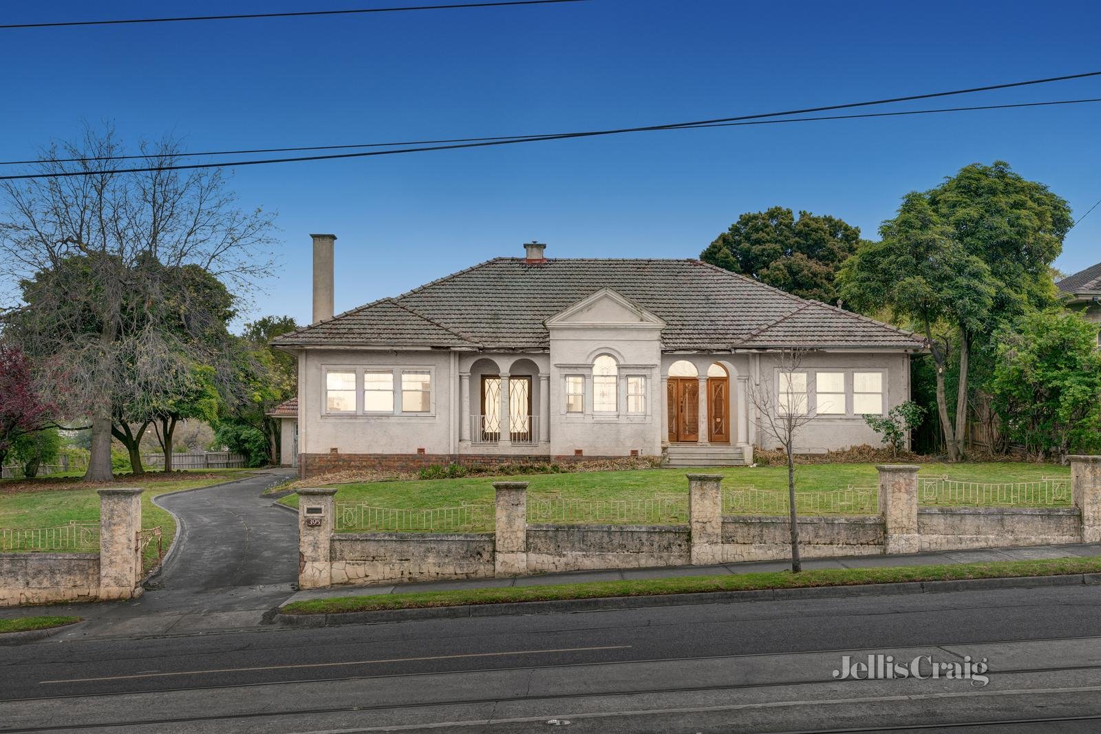395 Burke Road, Glen Iris image 6