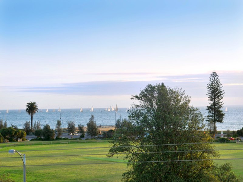 3/95 Ormond Esplanade, Elwood image 4