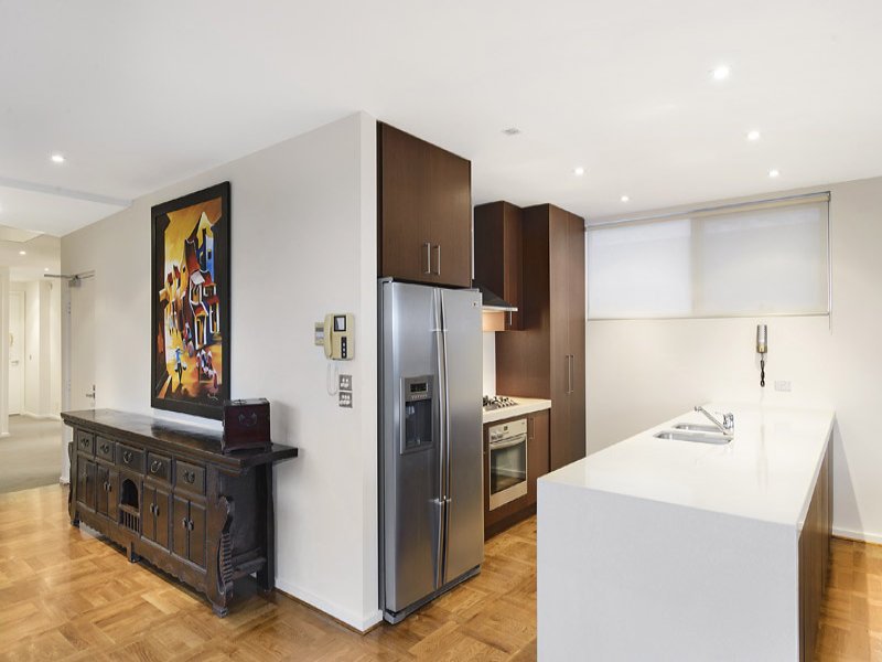 3/95 Ormond Esplanade, Elwood image 6