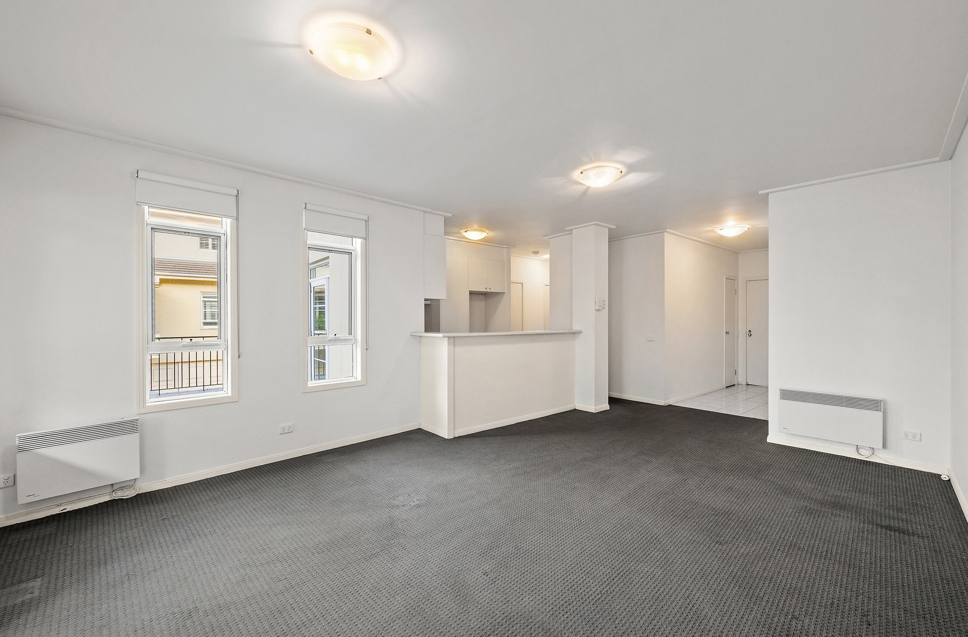 39/6 Graham Street, Port Melbourne image 3