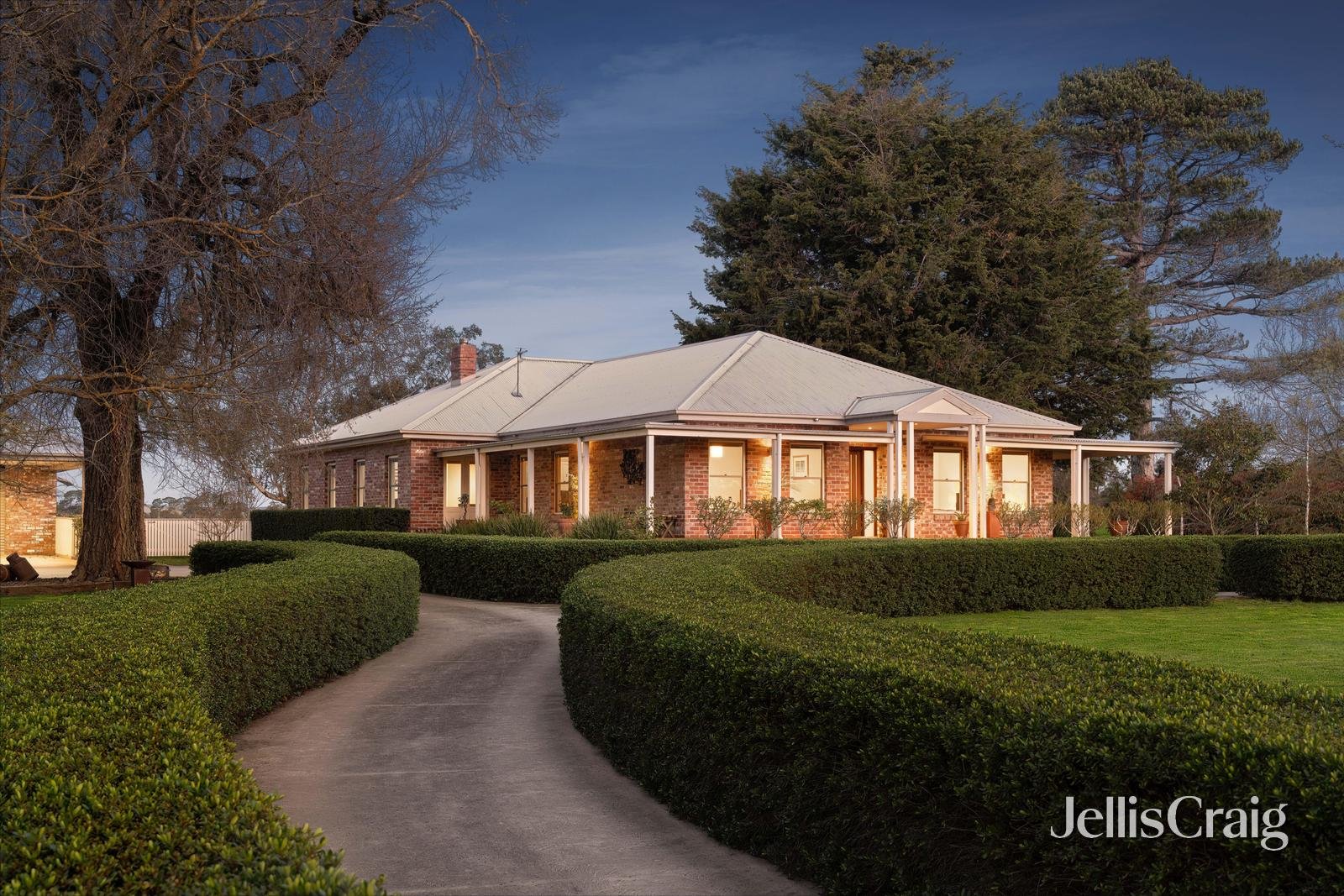 396 Kingston Road, Kingston image 35