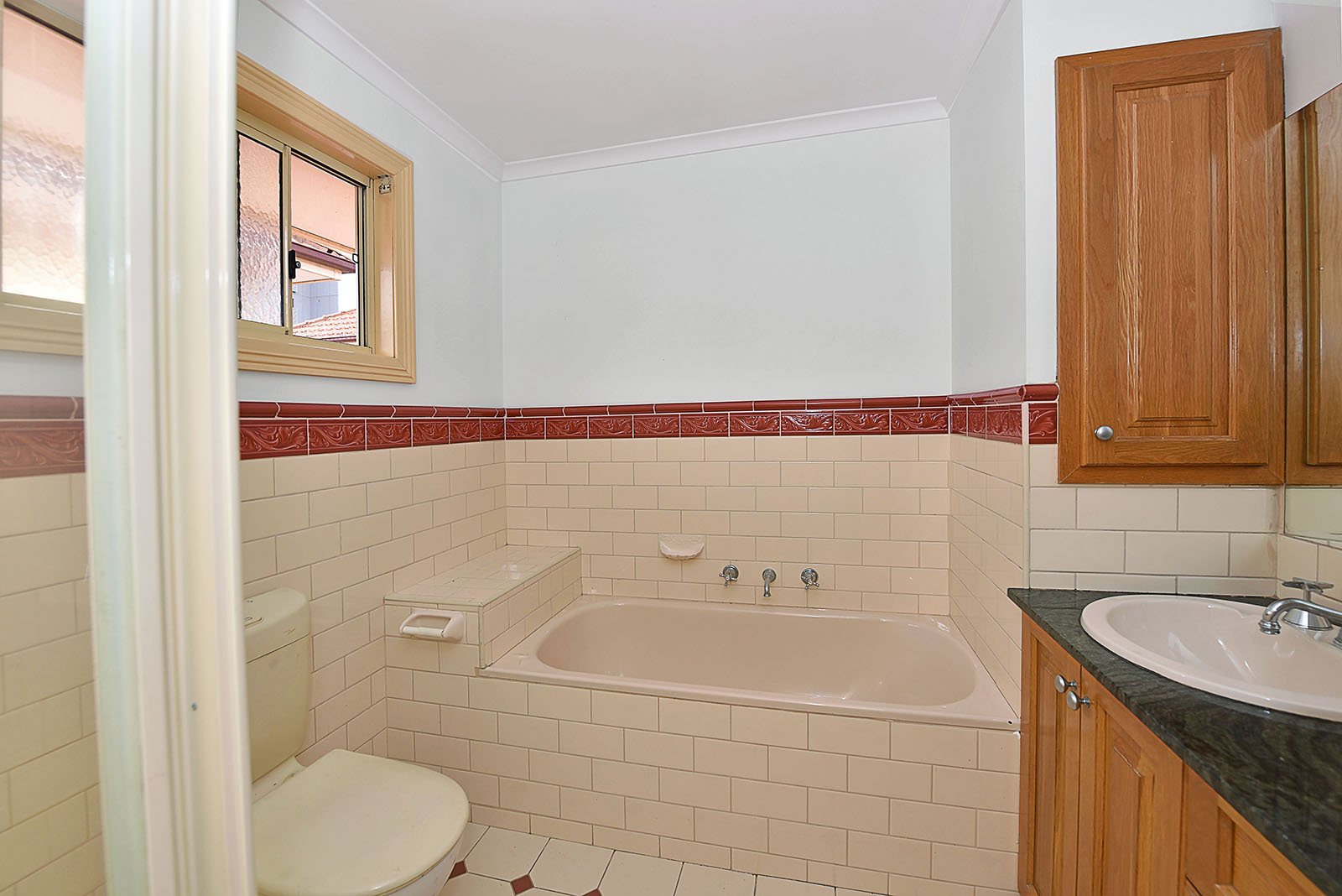 3/967 Mount Alexander Road, Essendon image 5