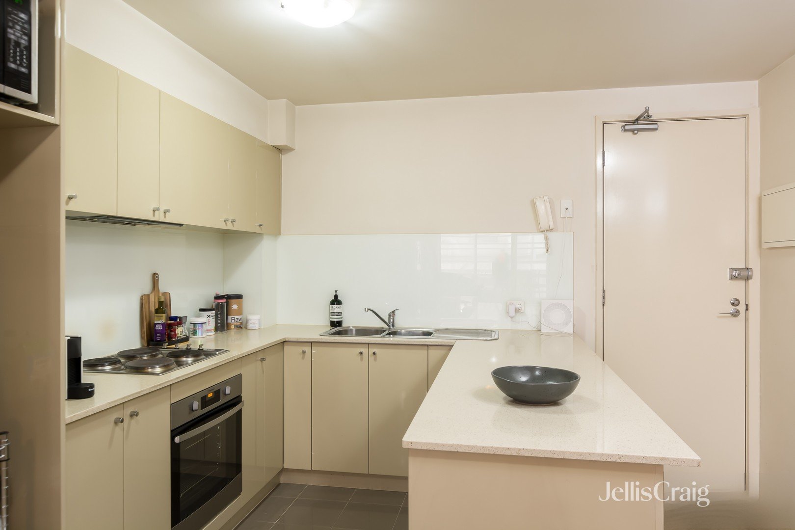 3/97 Brickworks Drive, Brunswick image 2