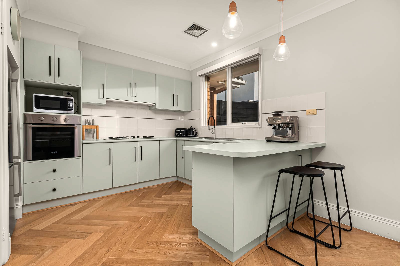 Property Gallery Thumbnail 3