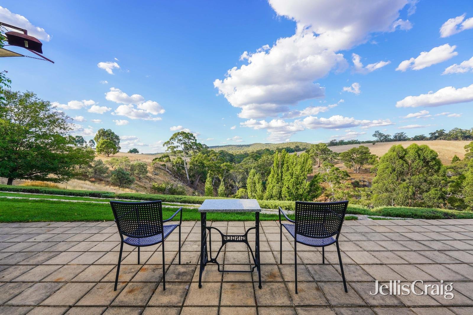 399 Drummond Vaughan Road, Glenluce image 2