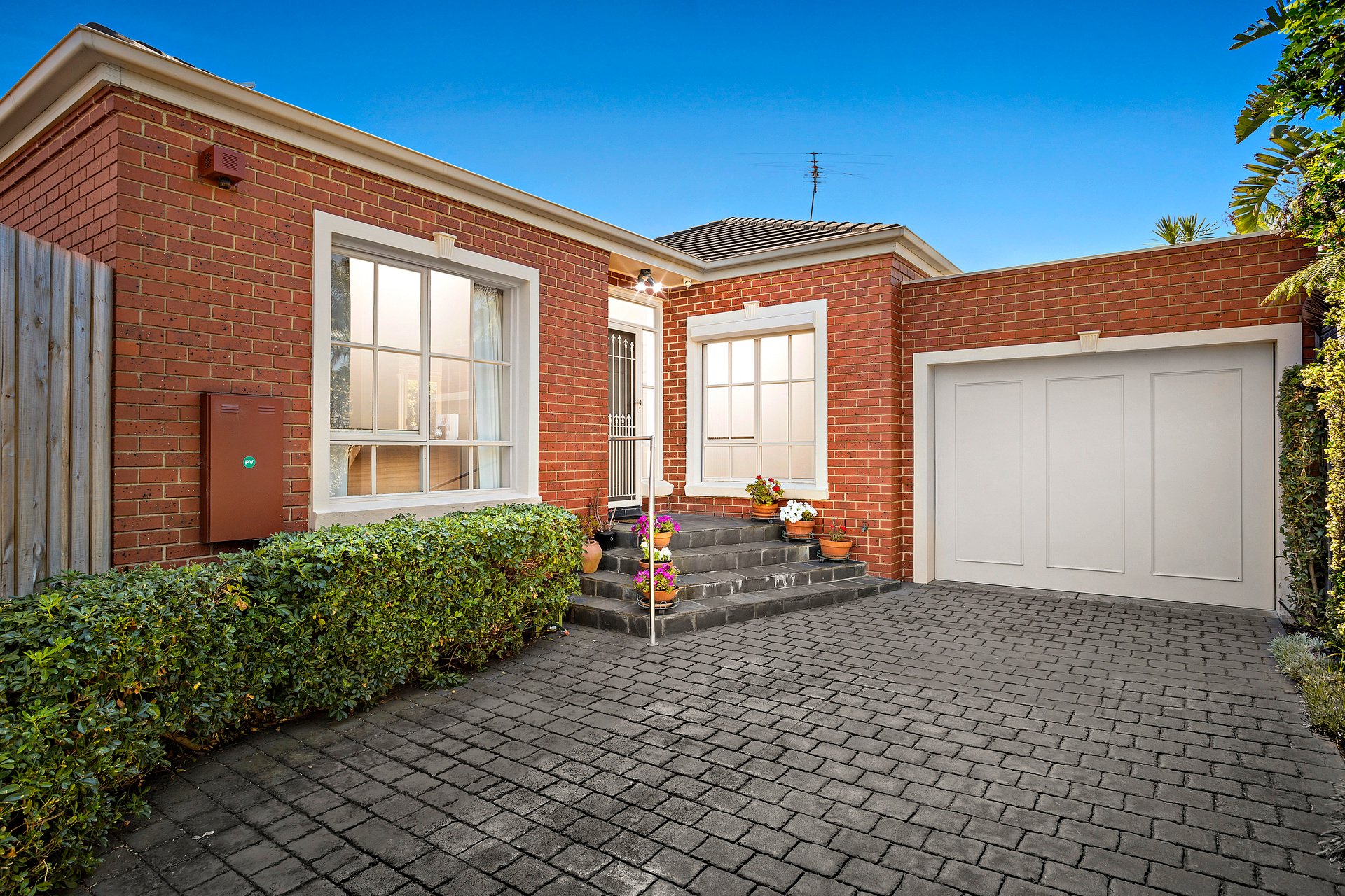 Property Gallery - Main Image