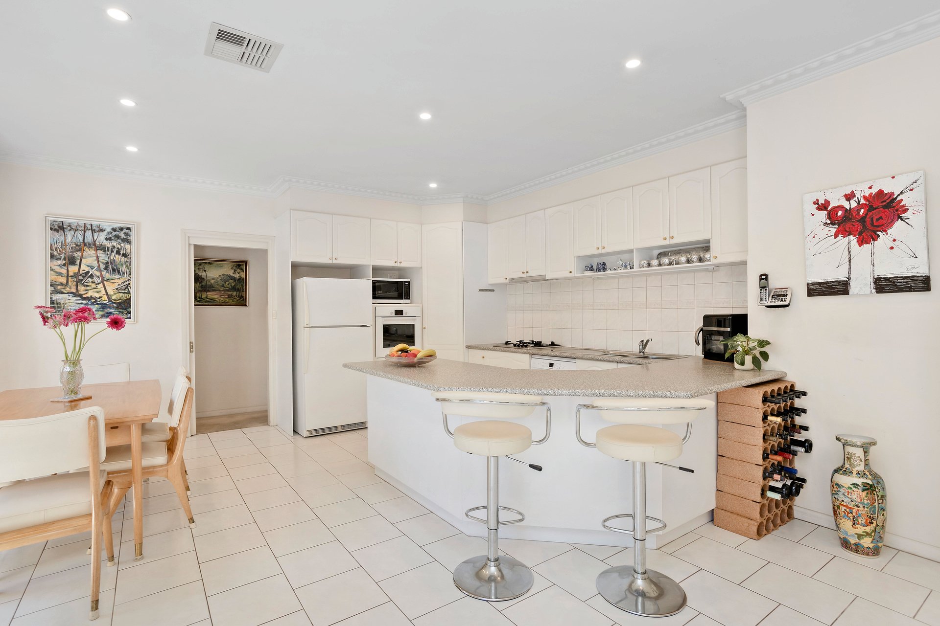 Property Gallery Thumbnail 3