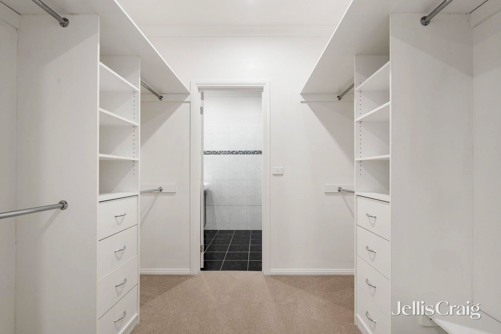 39A Ross Street, Doncaster East image 7
