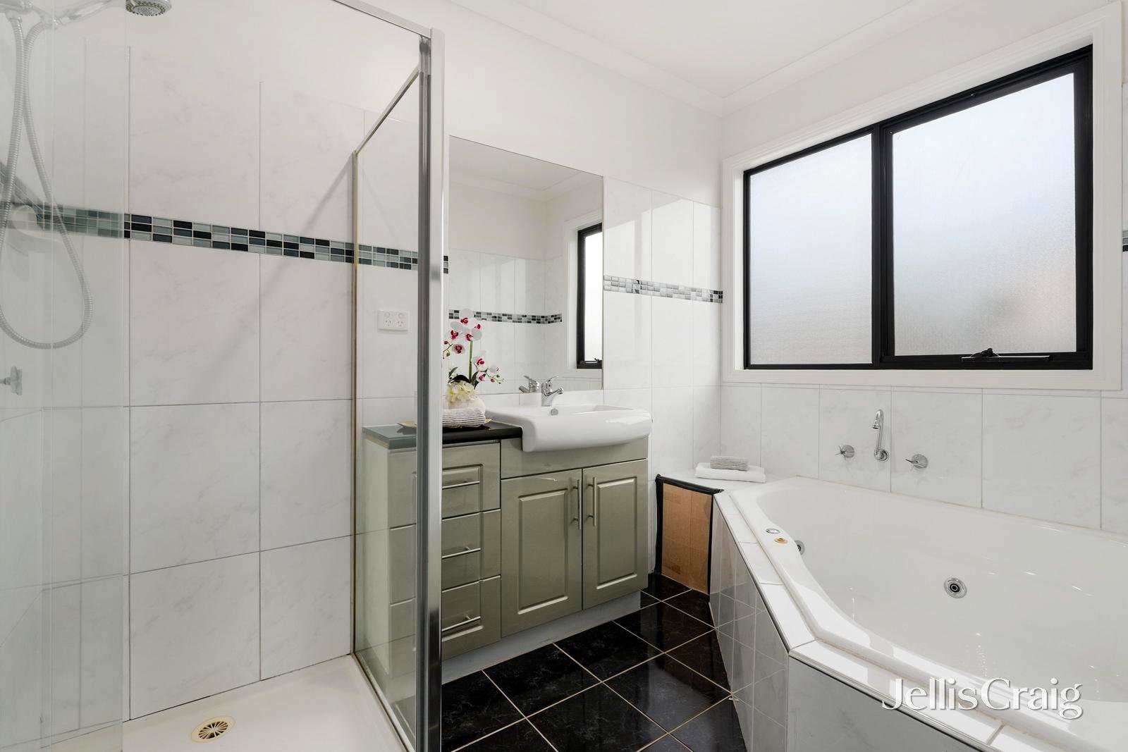 39A Ross Street, Doncaster East image 8