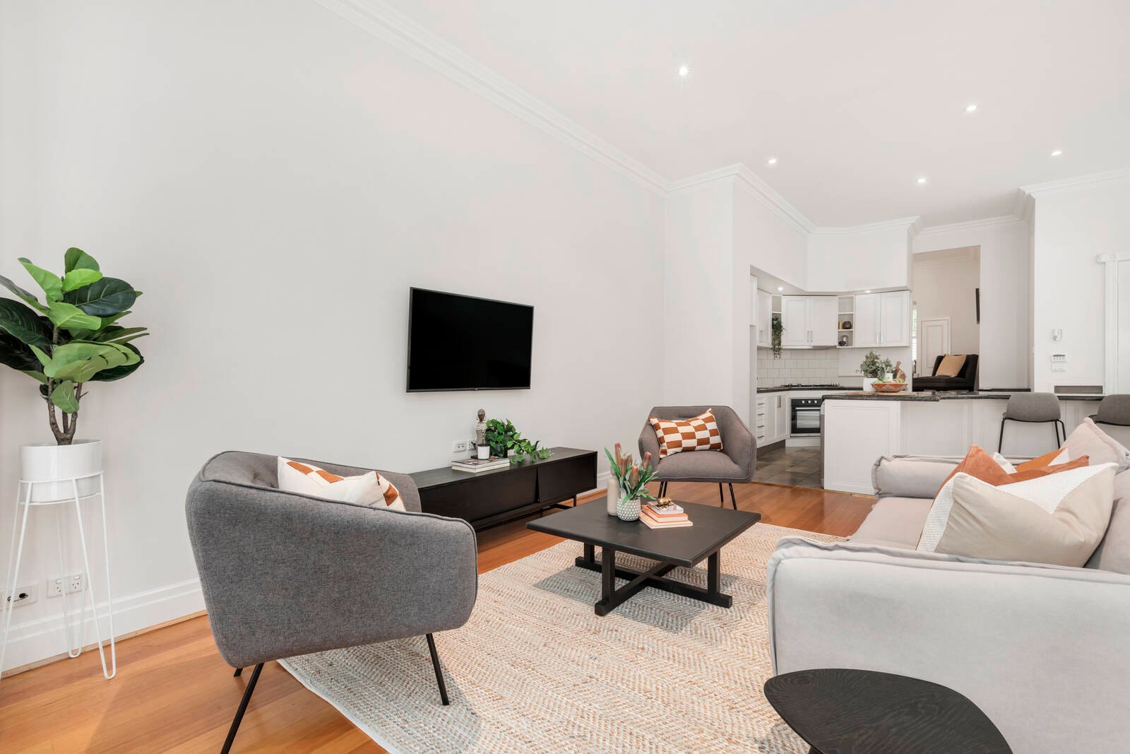 Property Gallery Thumbnail 5