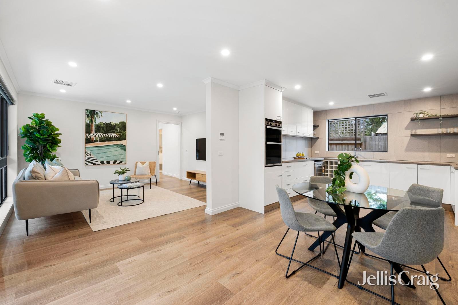 39A Tucker Road, Bentleigh image 6