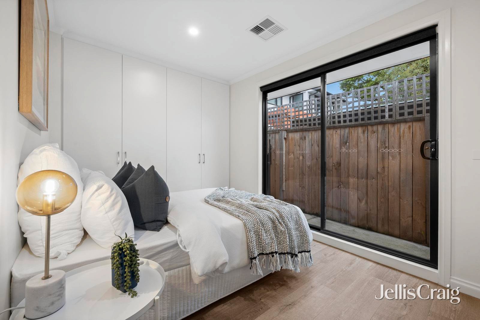 39A Tucker Road, Bentleigh image 12