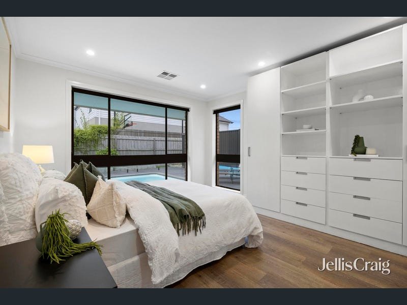 39A Tucker Road, Bentleigh image 9
