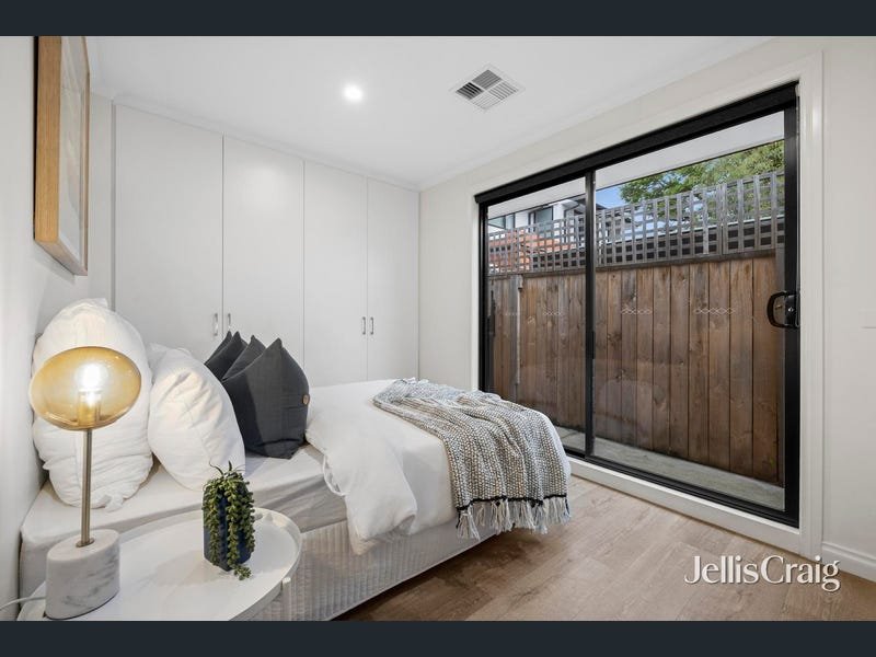 39A Tucker Road, Bentleigh image 11