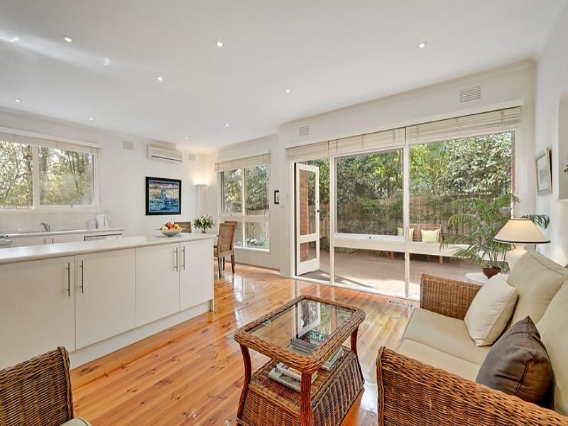 3/9A Wattle Valley Road, Canterbury image 7