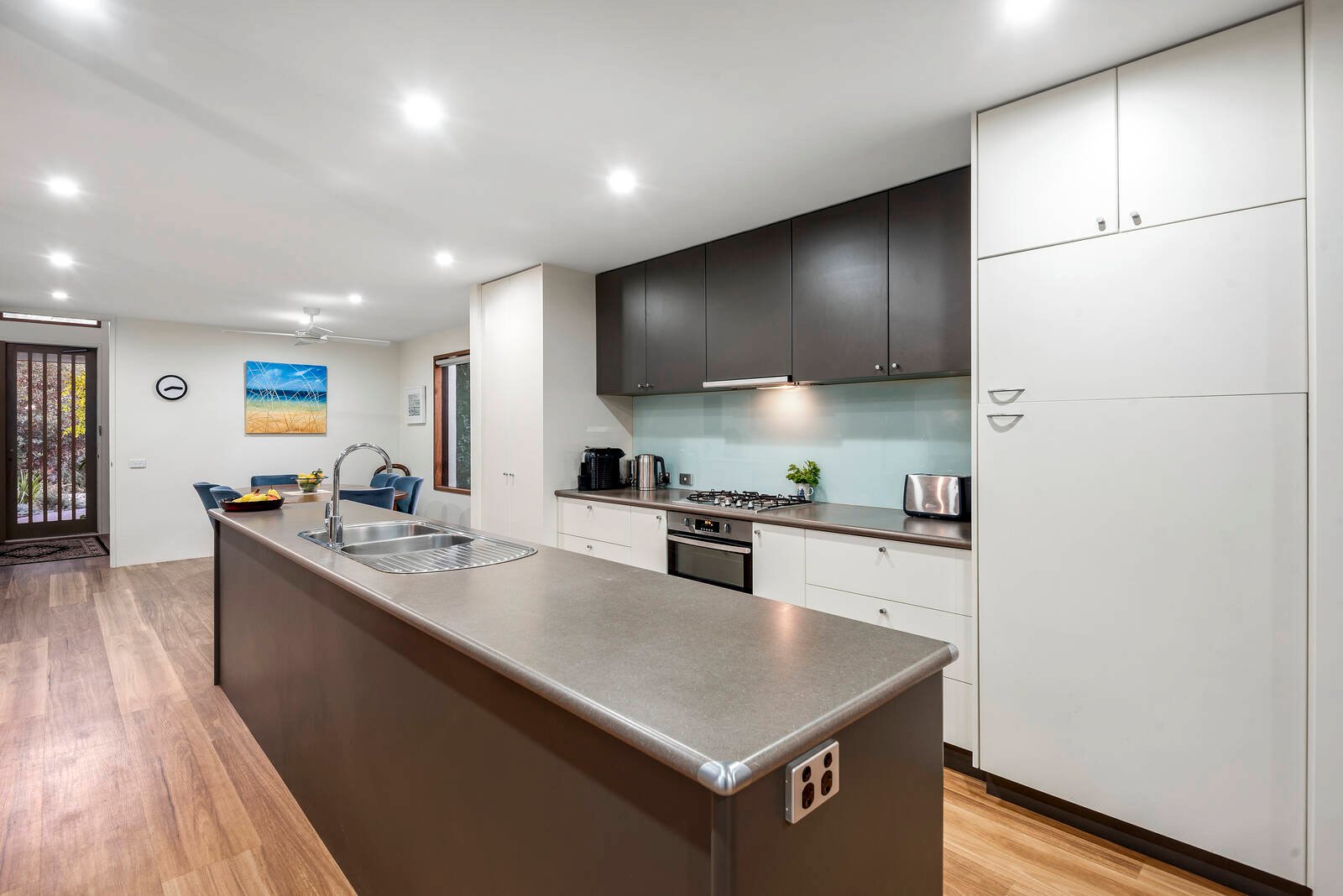 Property Gallery Thumbnail 3