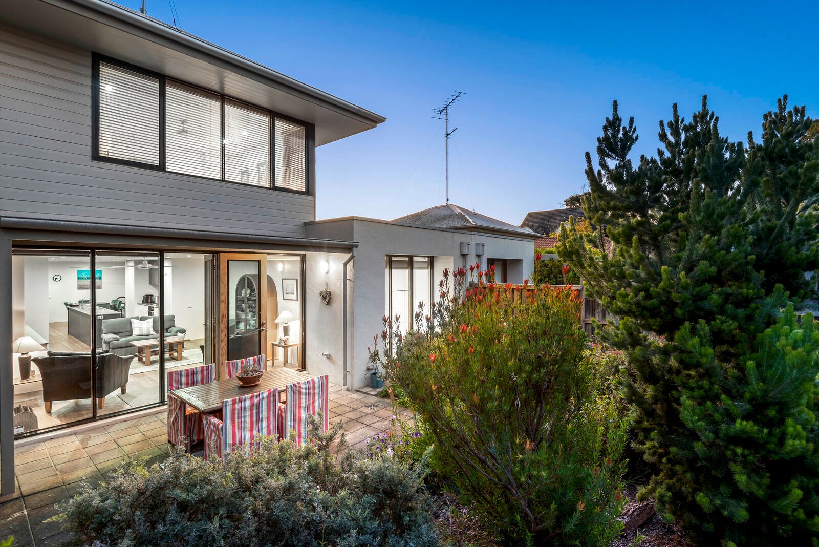 Property Gallery Thumbnail 11