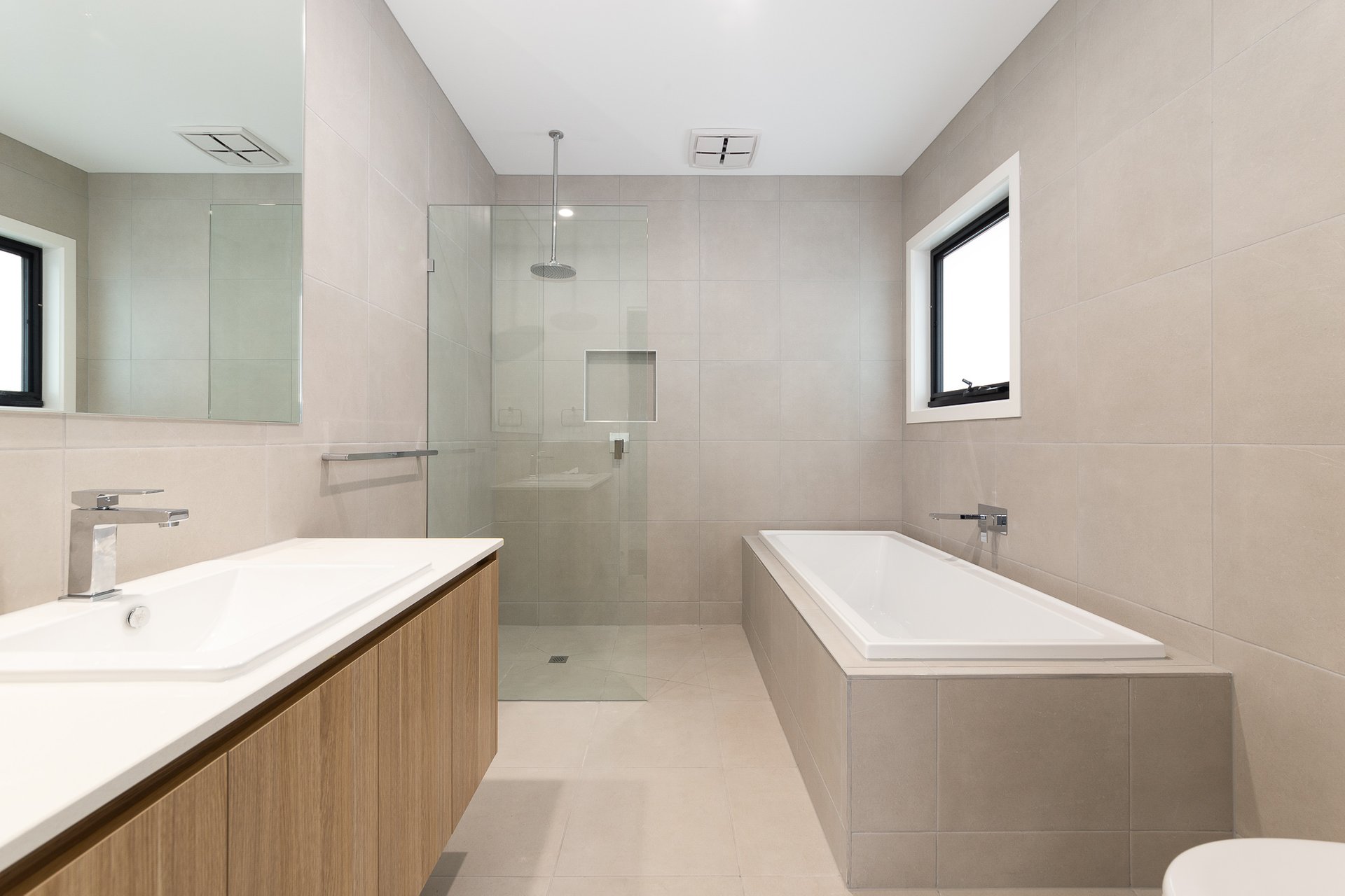 39C Latrobe Street, Cheltenham image 6