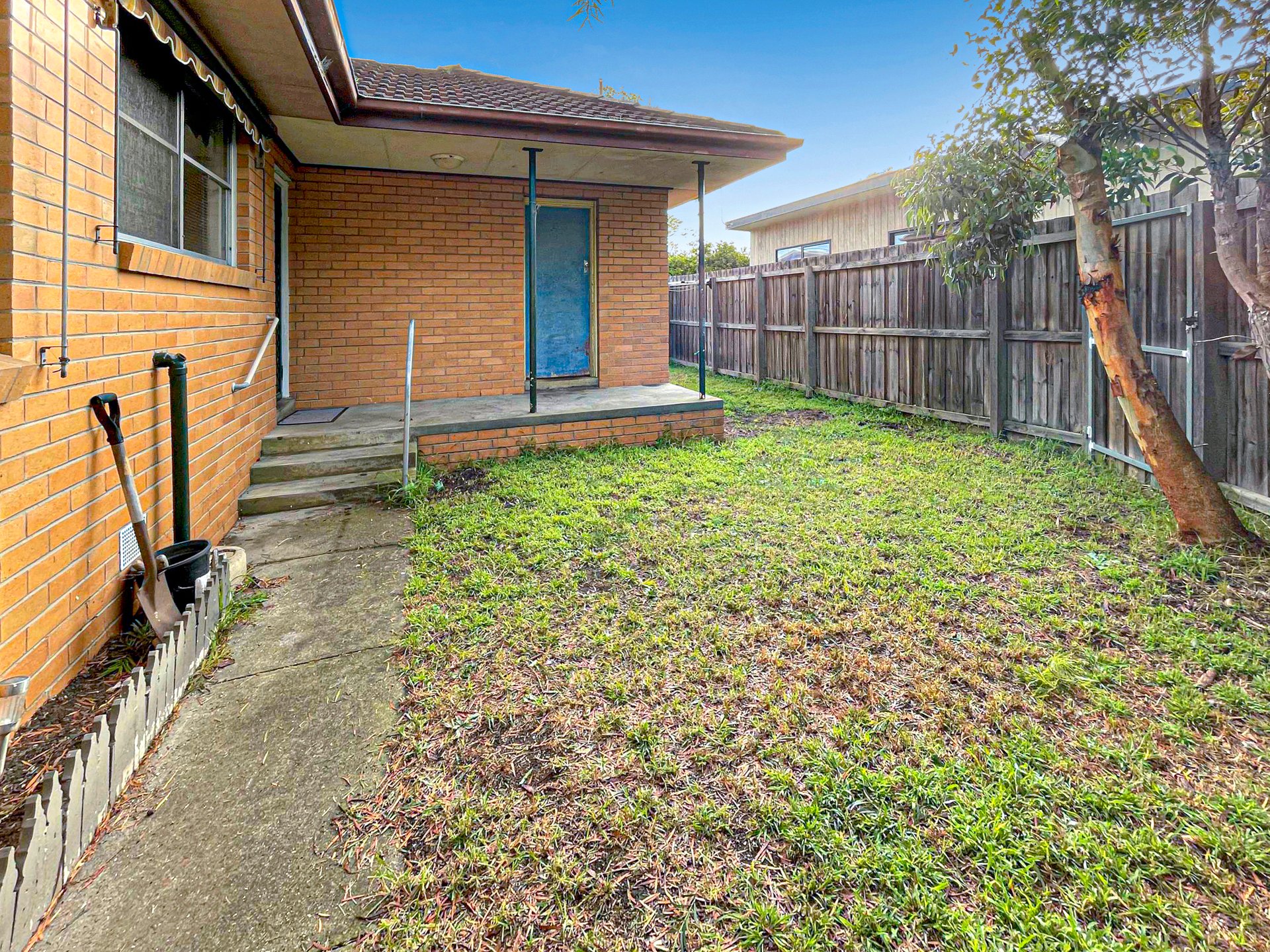 3A Hodges Court, Breakwater image 8