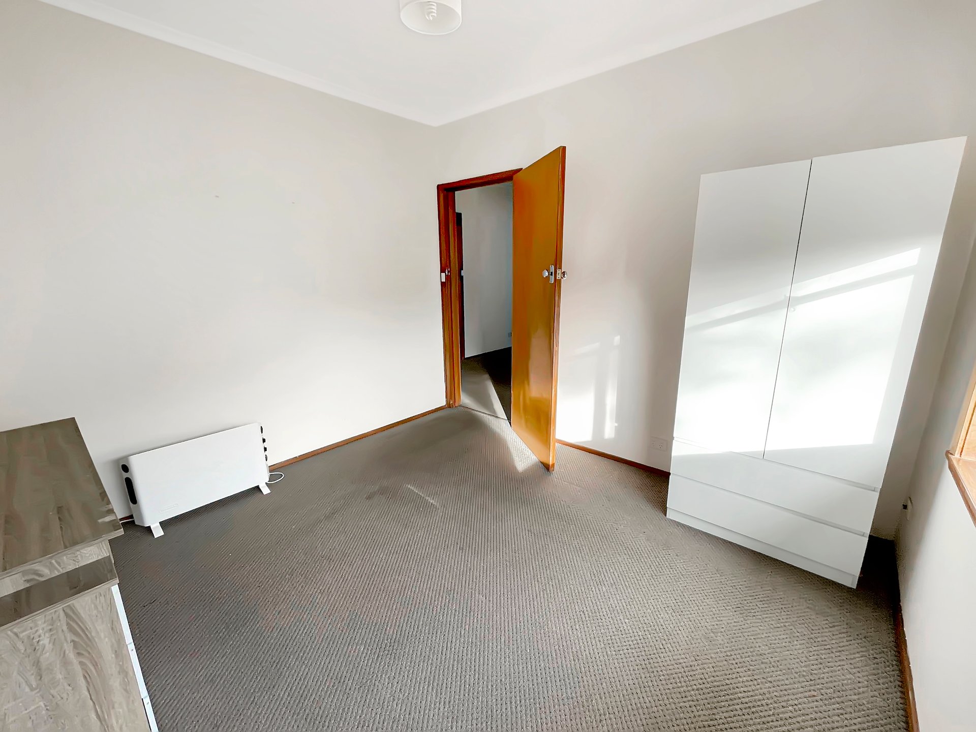 3A Hodges Court, Breakwater image 7