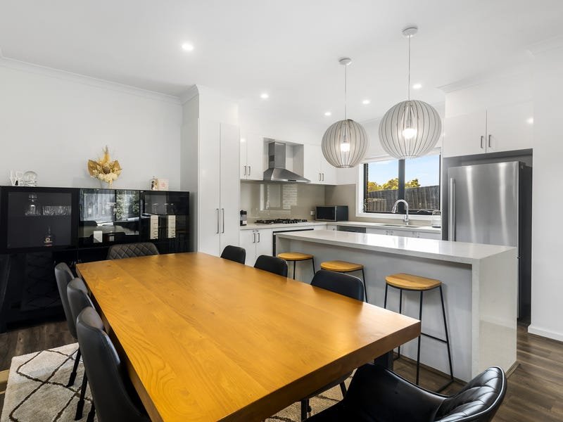Property Gallery Thumbnail 3