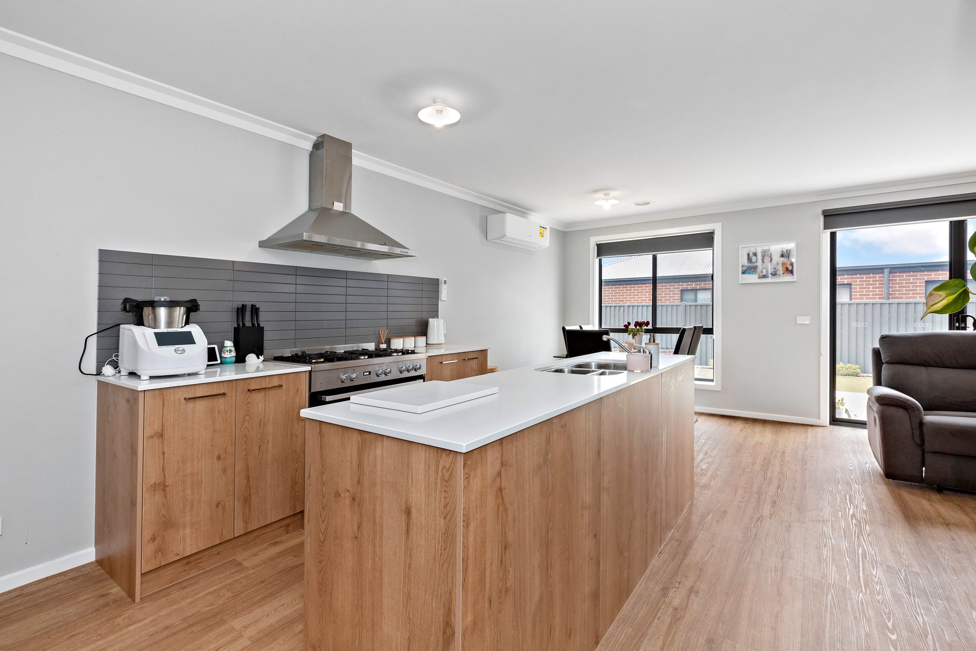3A Newmarket Terrace, Miners Rest image 2