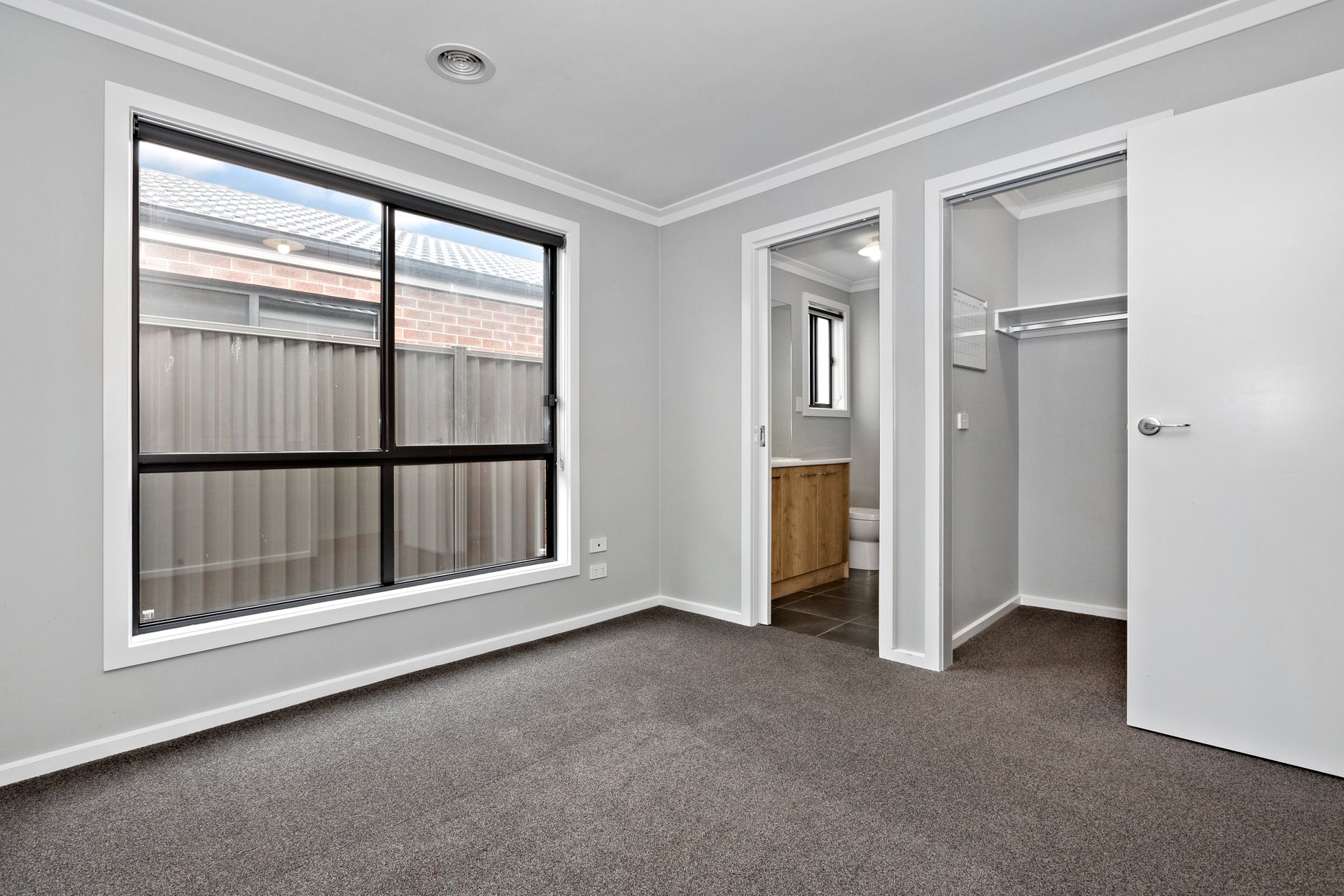 3A Newmarket Terrace, Miners Rest image 4