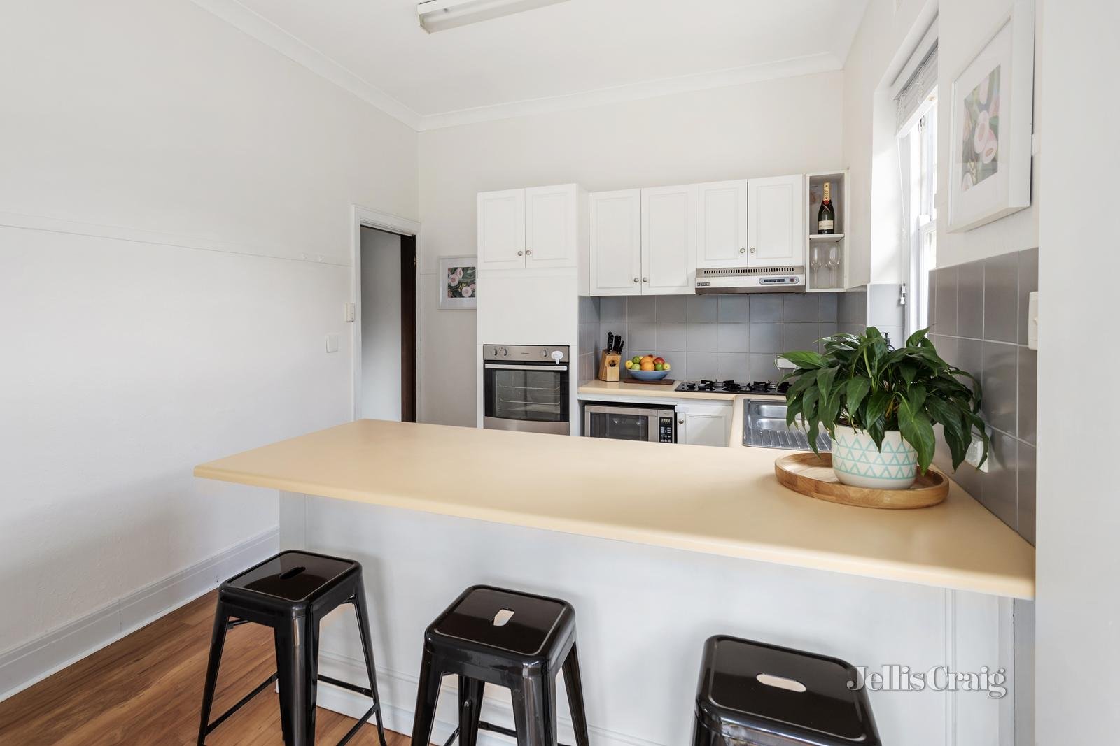 3A Shepreth Street, Surrey Hills image 10