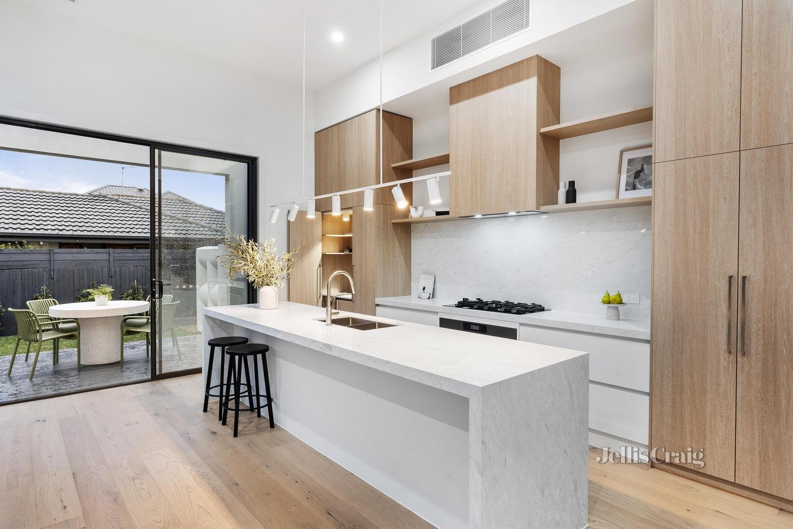 3a Tucker Road, Bentleigh image 4