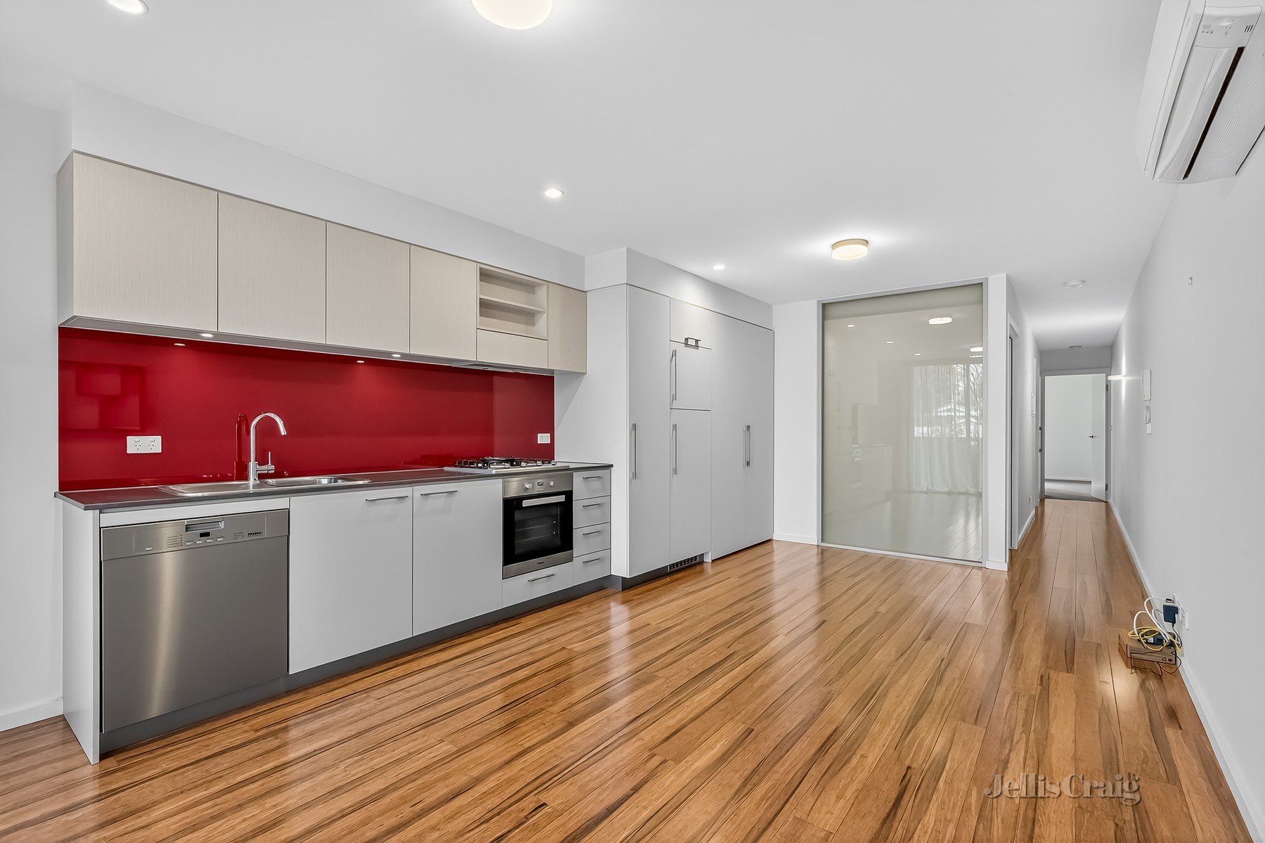 3A/168 Victoria Road, Northcote image 1