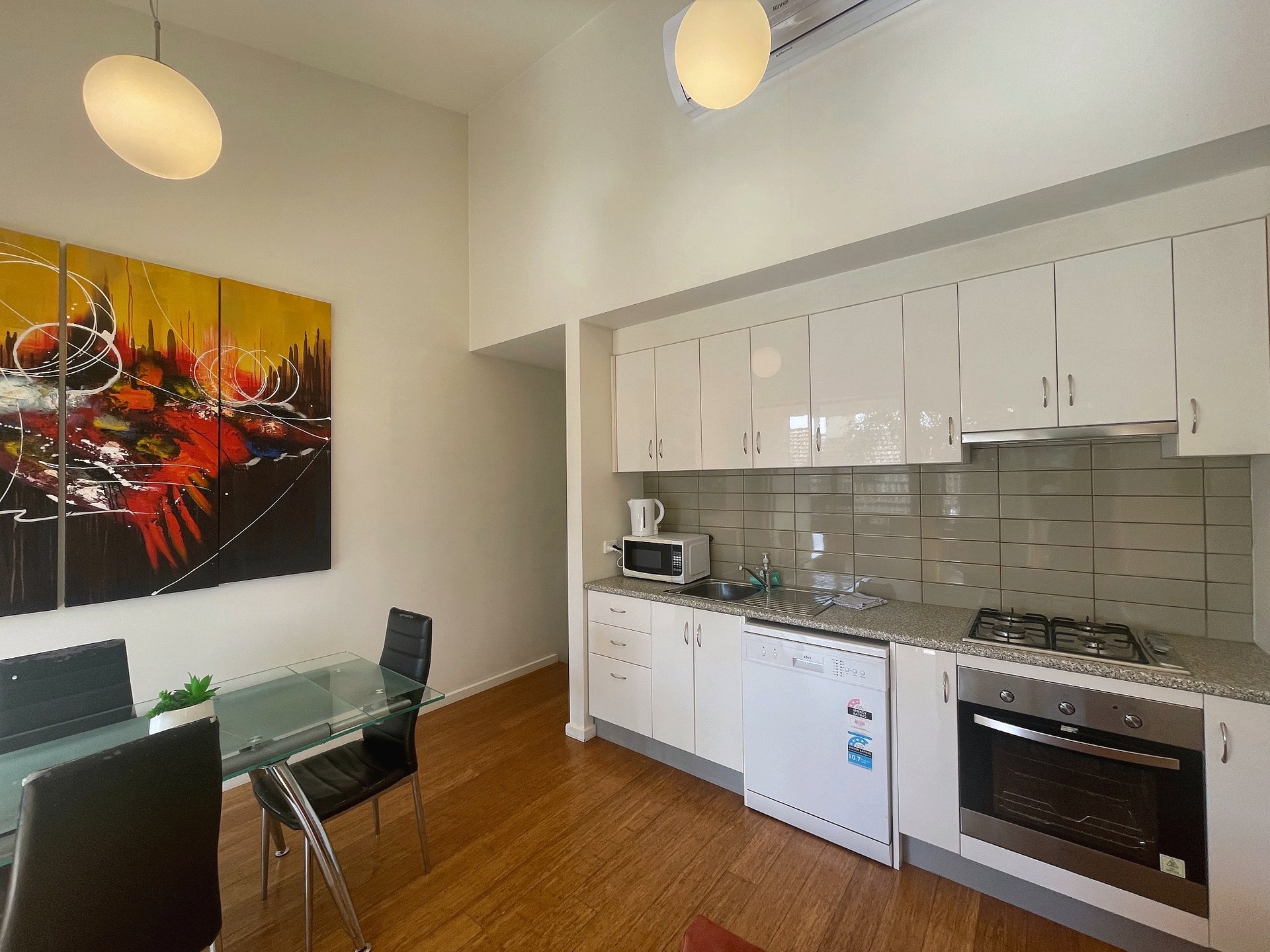 3A/75 McKillop Street, Geelong image 2
