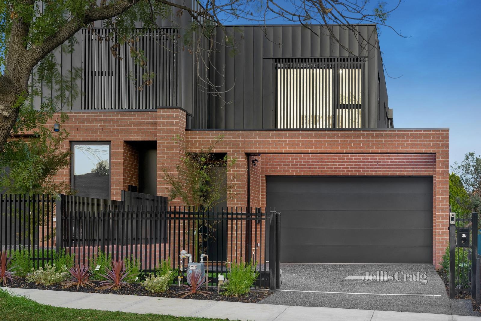 3b Adam Street, Bentleigh image 1