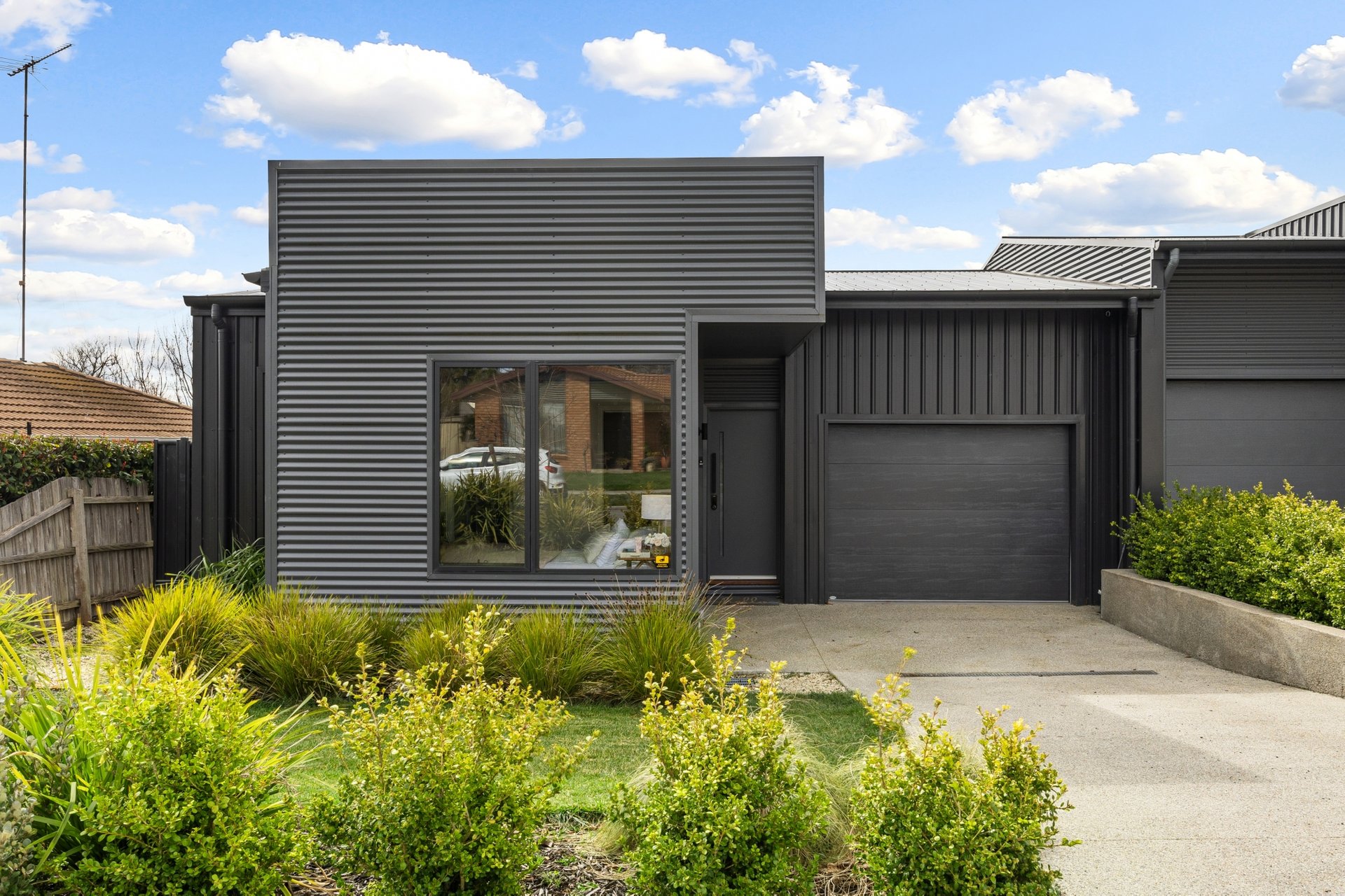 Property Gallery - Main Image