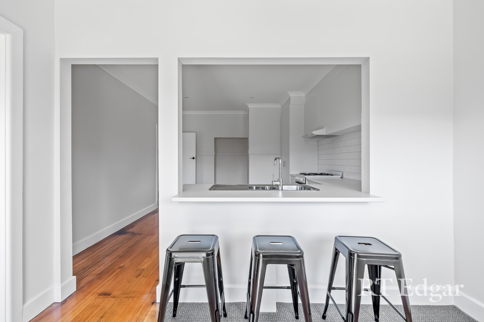 Property Gallery Thumbnail 4