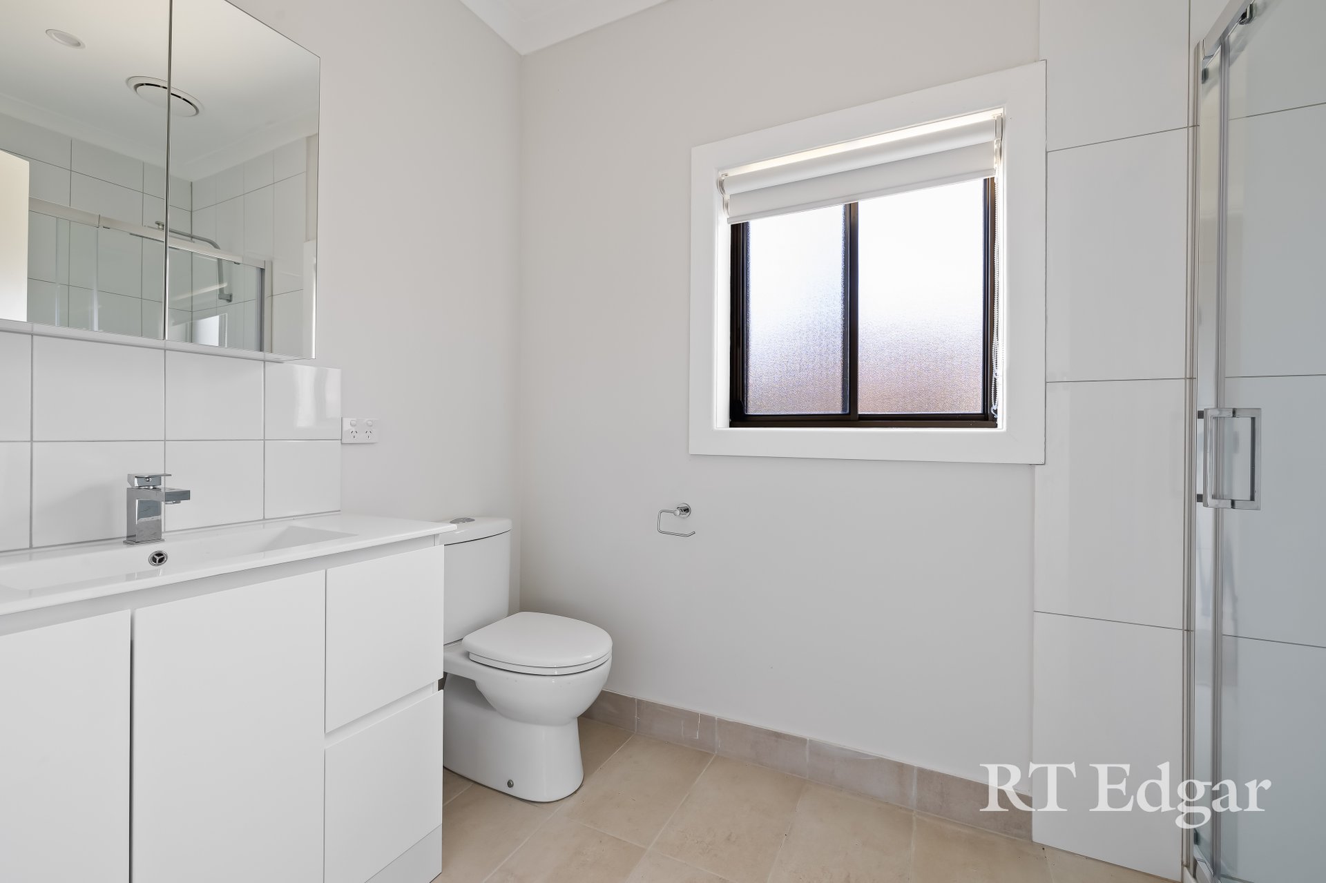 Property Gallery Thumbnail 6