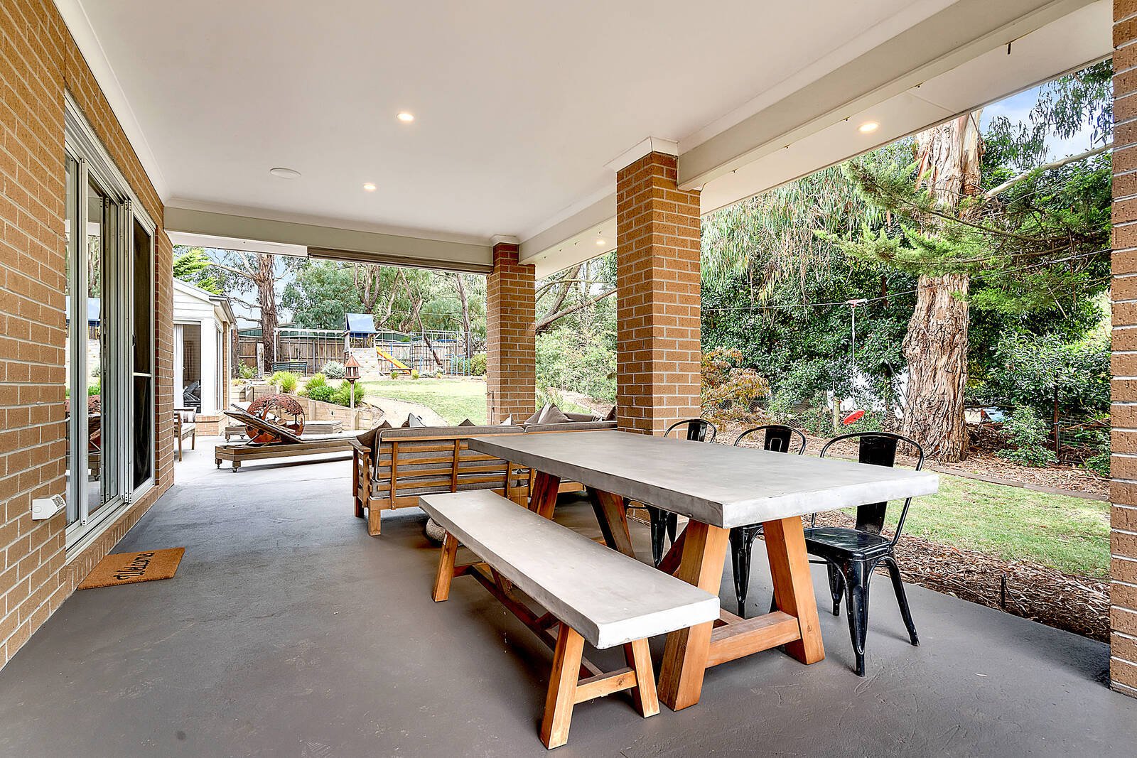 Property Gallery Thumbnail 18