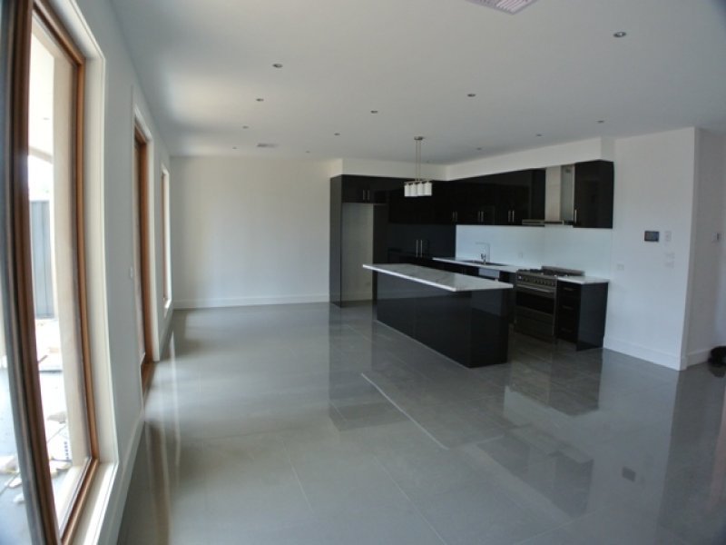 3B Padua Court, Glen Waverley image 2