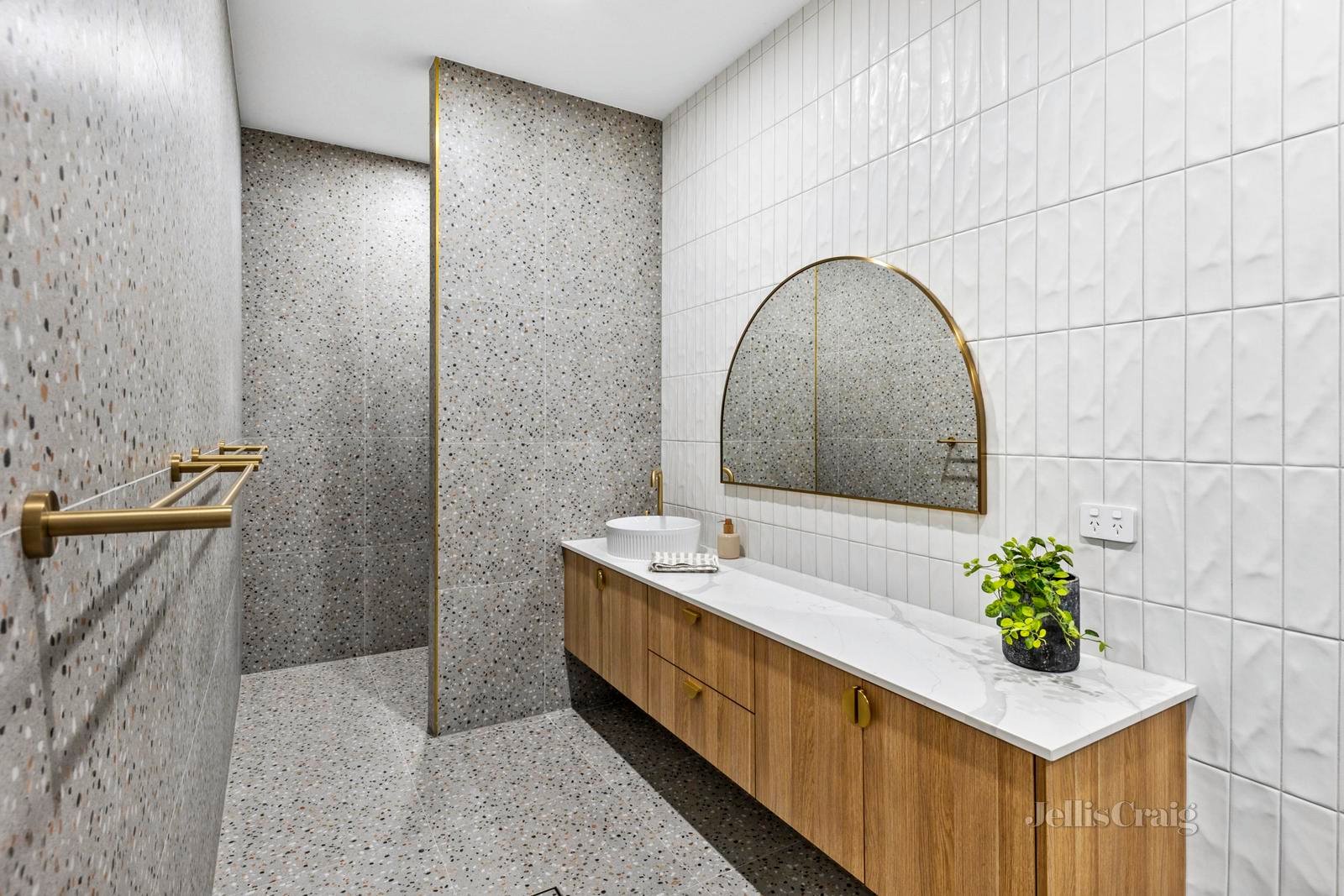 3B St Leonards Parade, St Leonards image 14