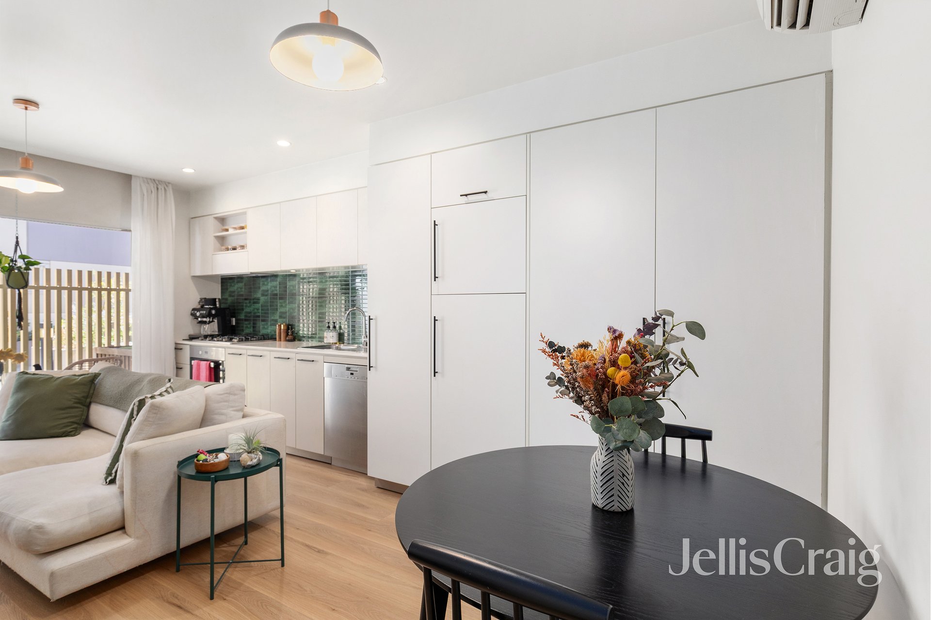 3b/168 Victoria Road, Northcote image 5