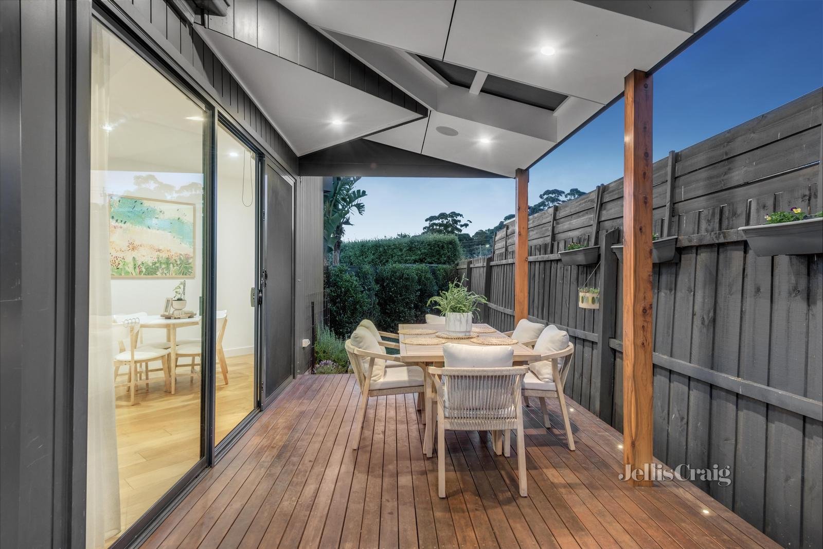 3B/2 Nina Court, Bentleigh East image 6